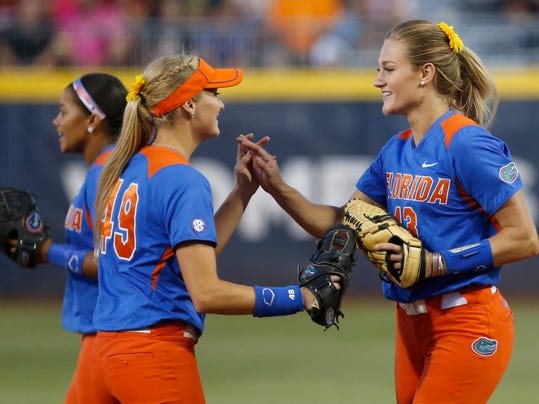 Florida softball team defeats Alabama