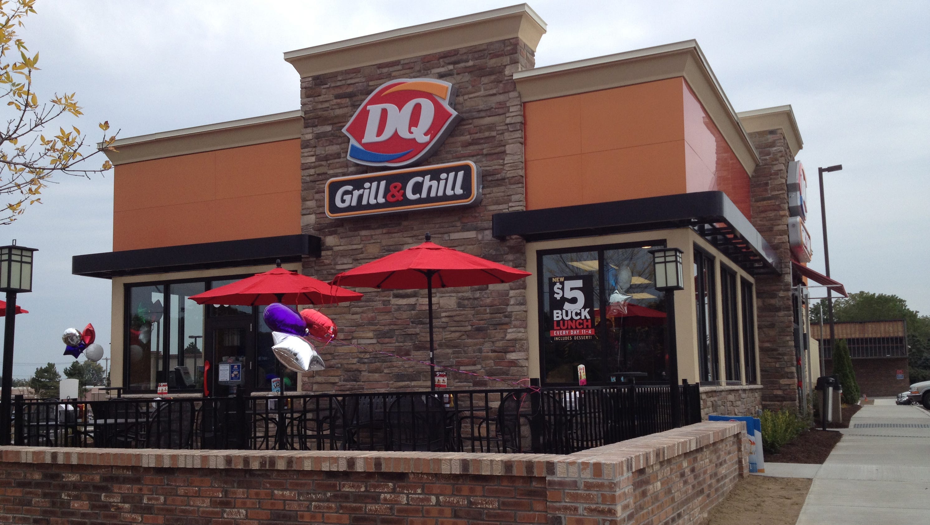 Dq Grill And Chill Dining Room
