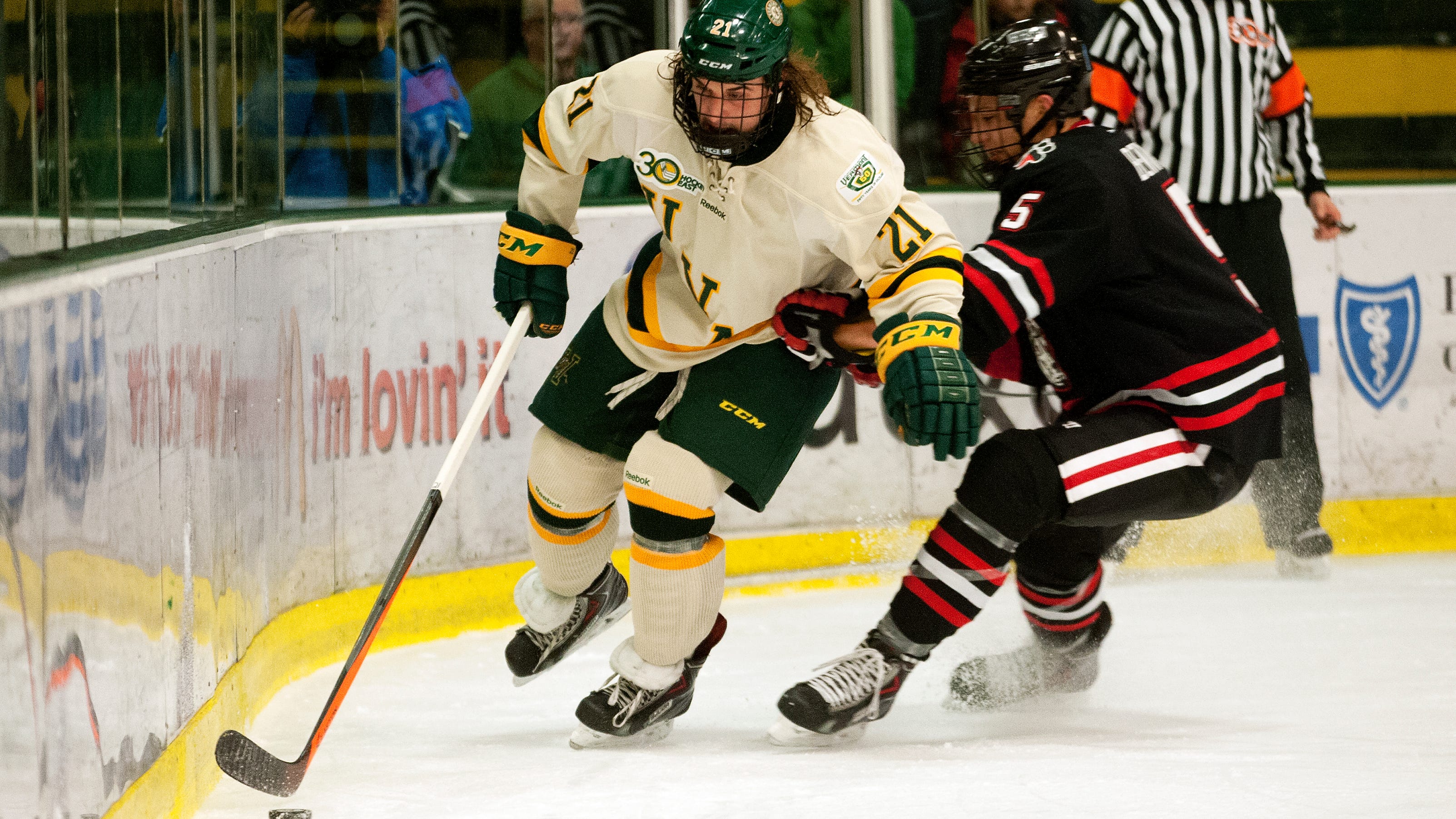 Vermont hockey rolls in season opener