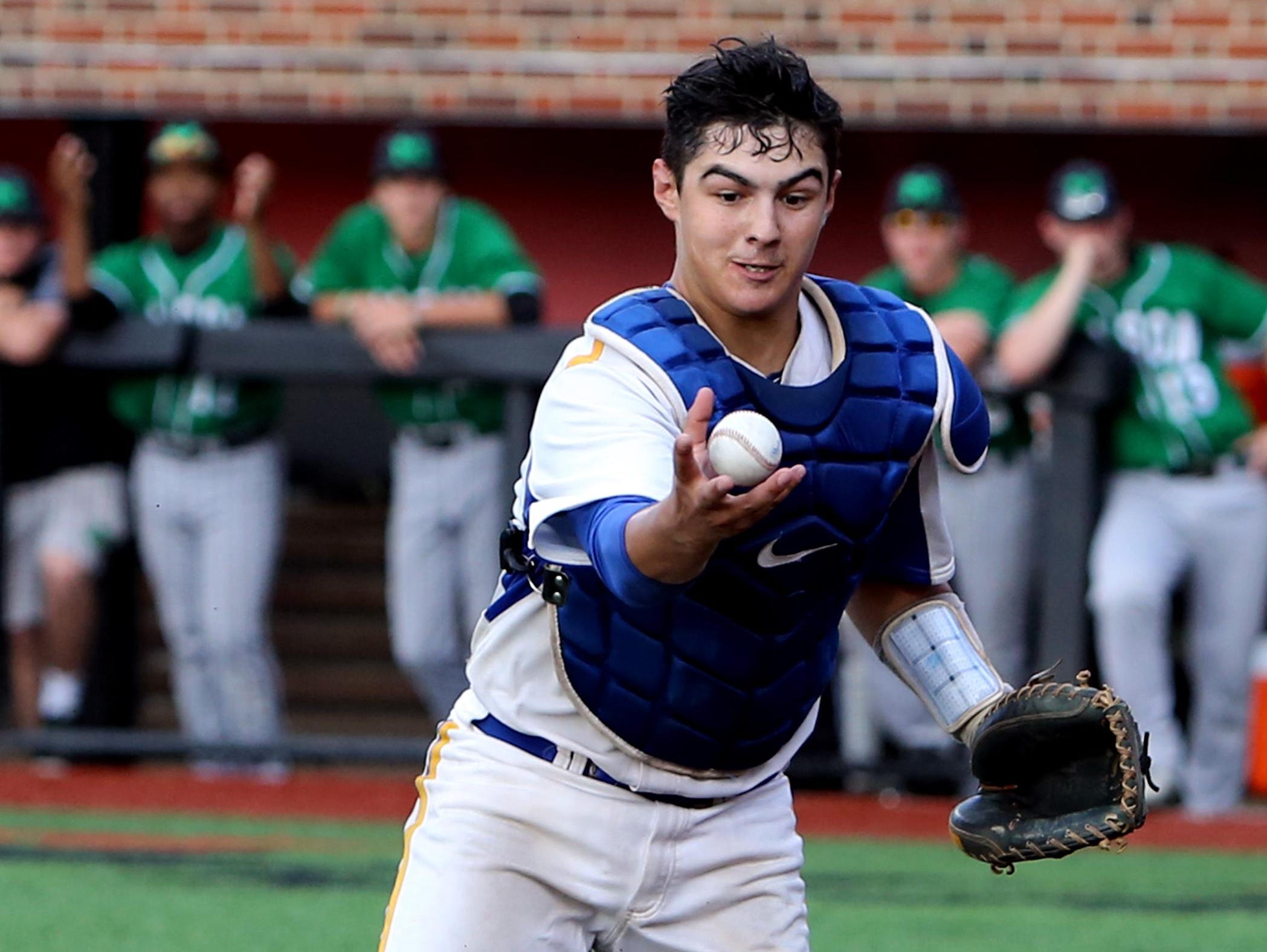 Moeller baseball, Montoyas live like Levi | USA TODAY High School Sports 