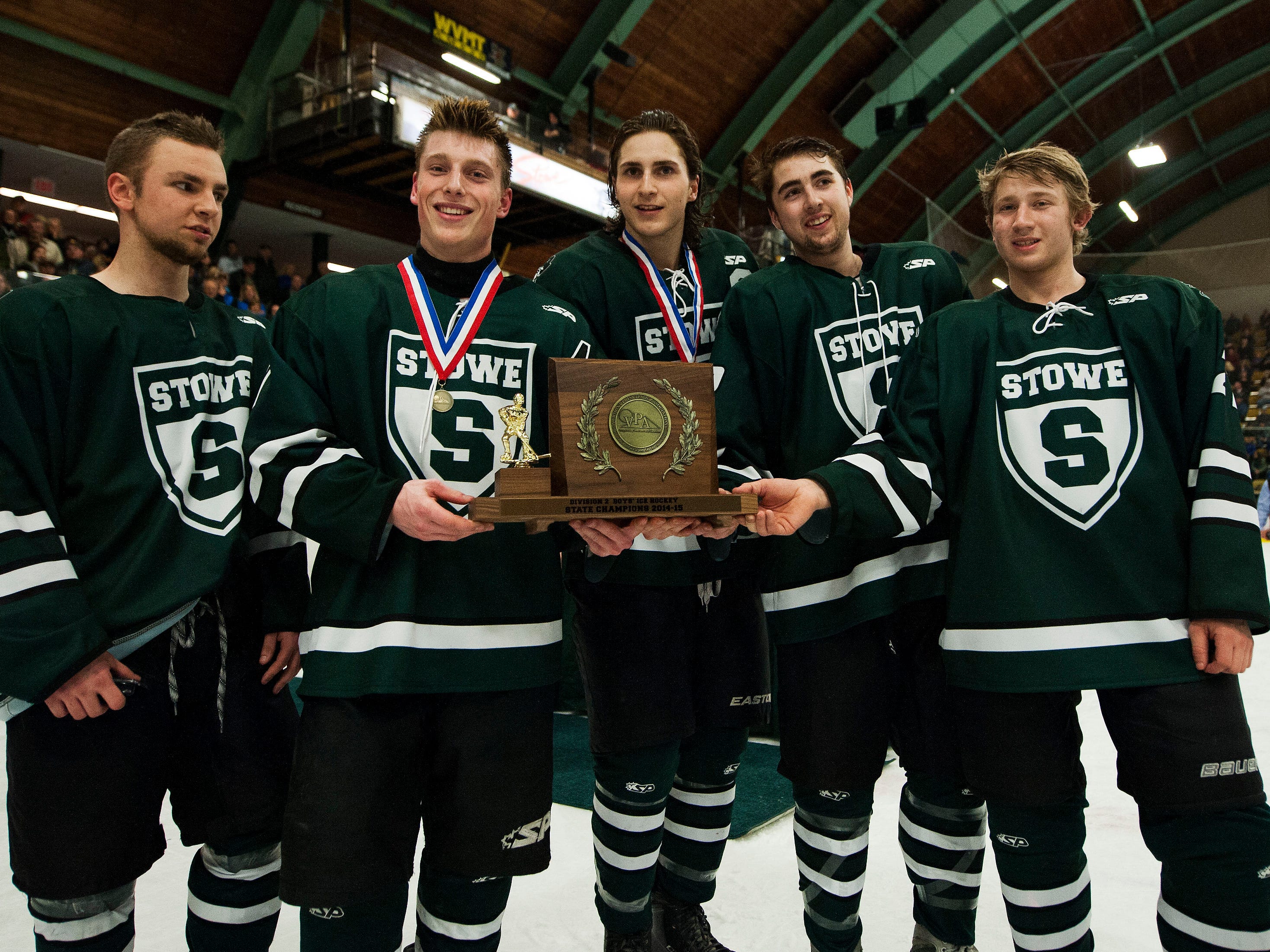 Stowe topples rival U32 for DII hockey crown USA TODAY High School