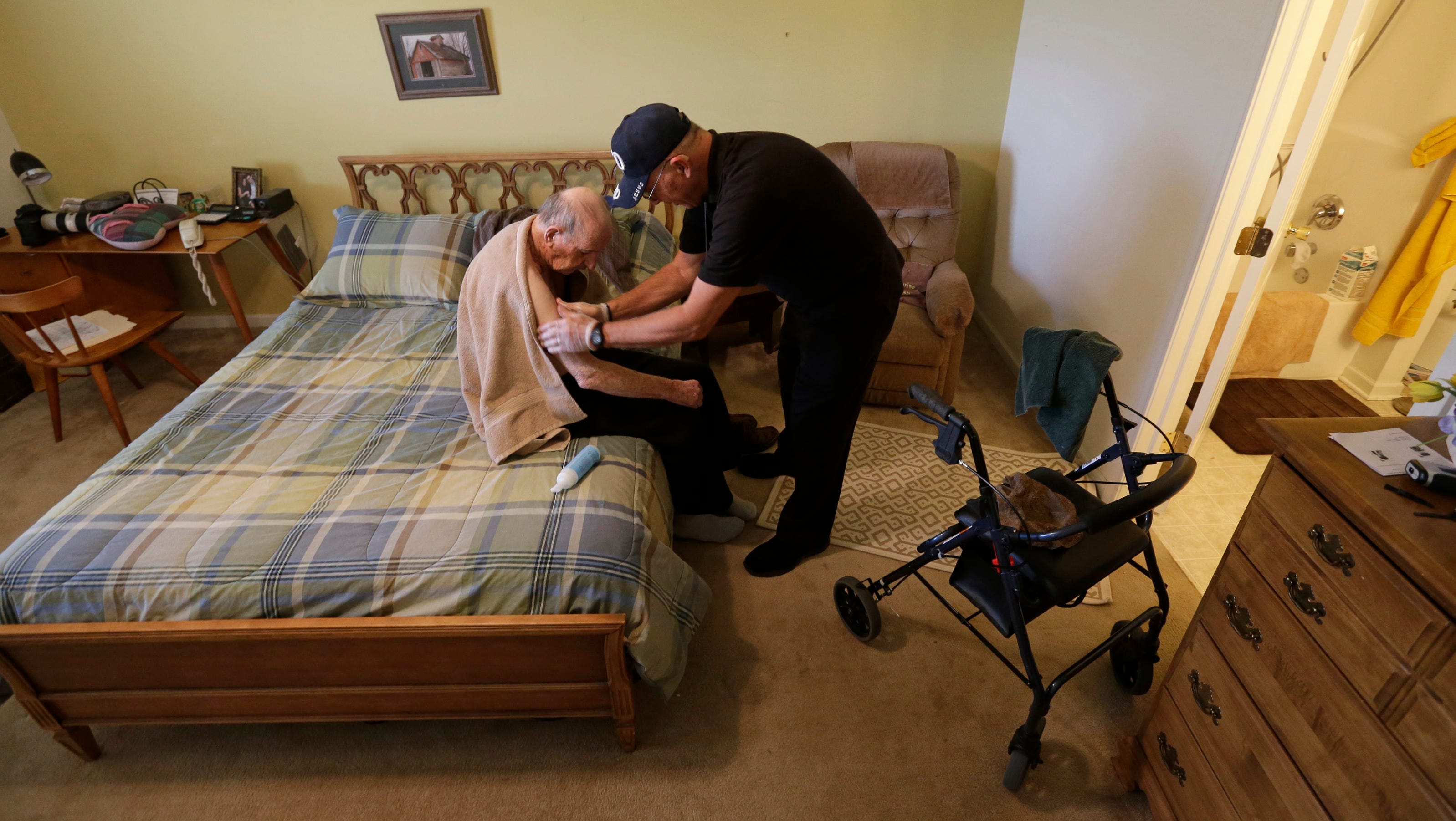 Aca Offers Incentives To Keep Older People Out Of Nursing Homes