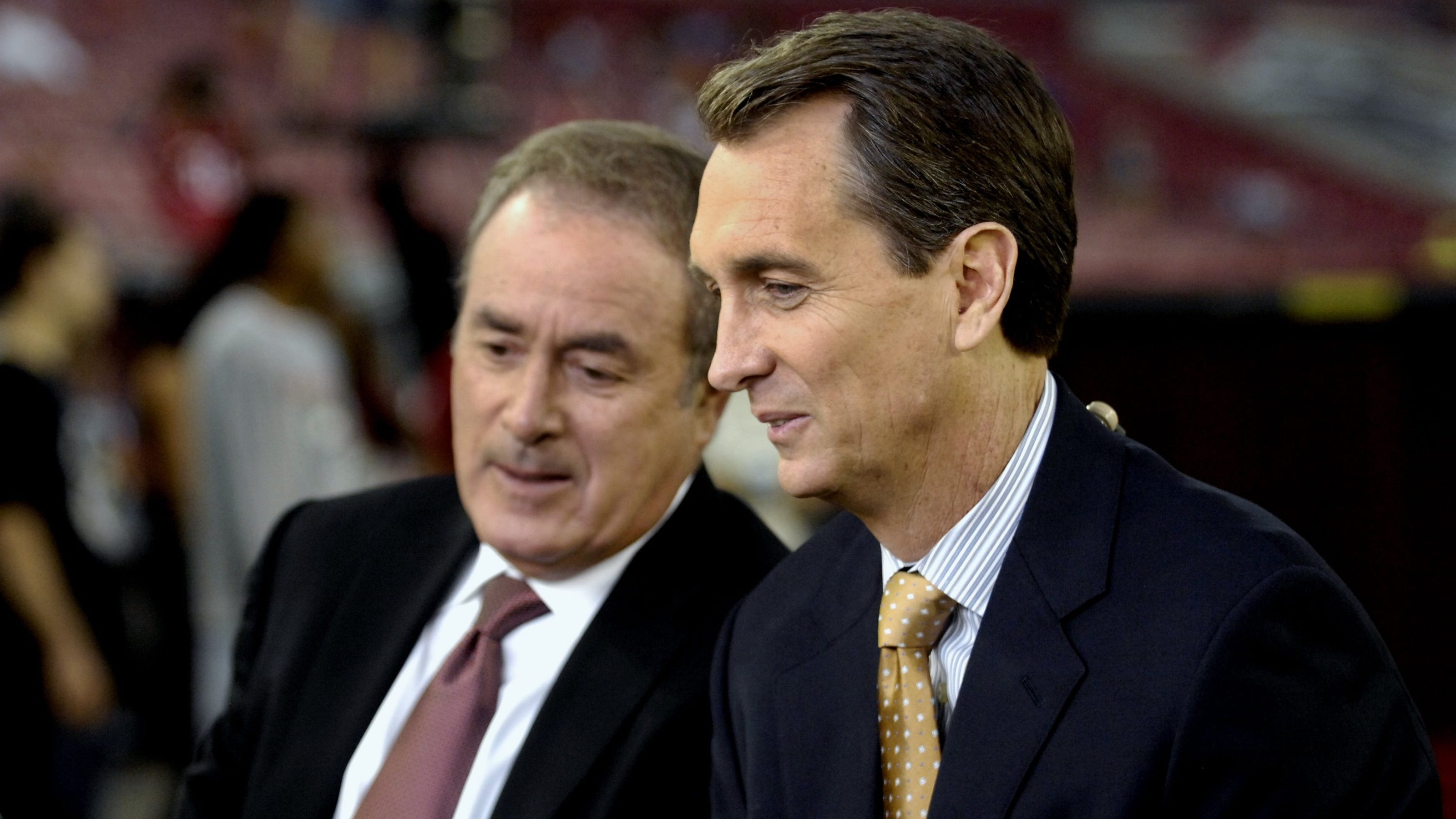 Al Michaels Clowns Cris Collinsworth About His Playing Career During 