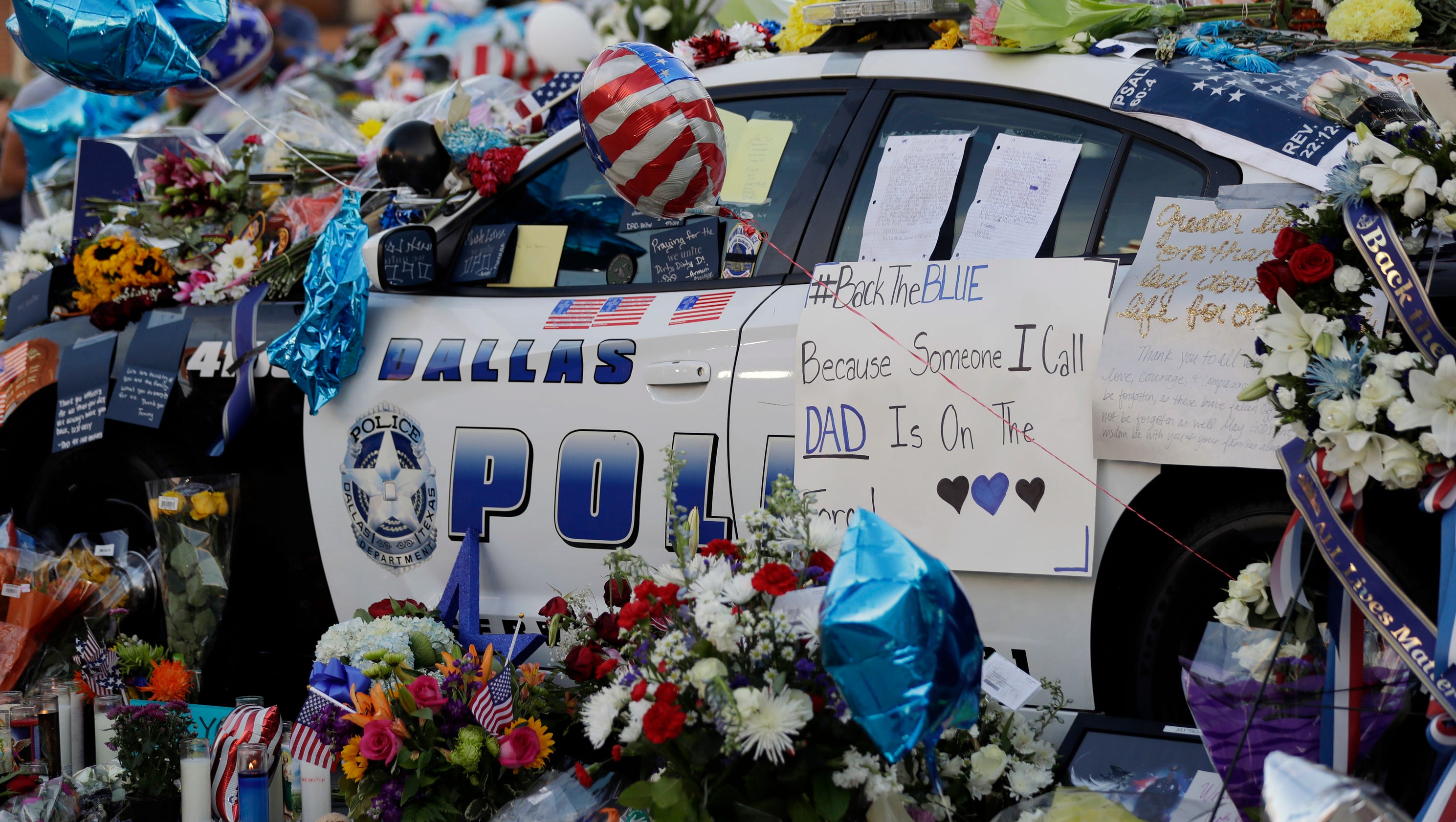 5 Police Officers Killed In Dallas In Sniper Attack