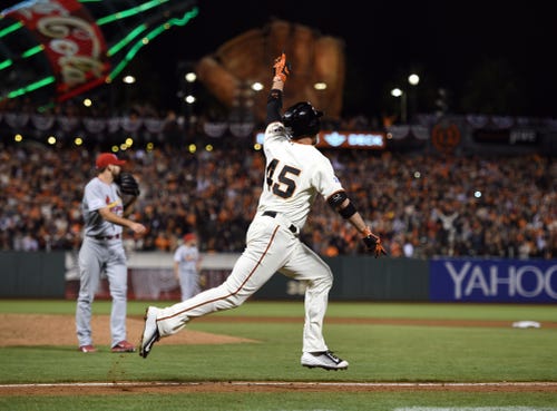 Walk-off HR sends Giants to World Series vs. Royals