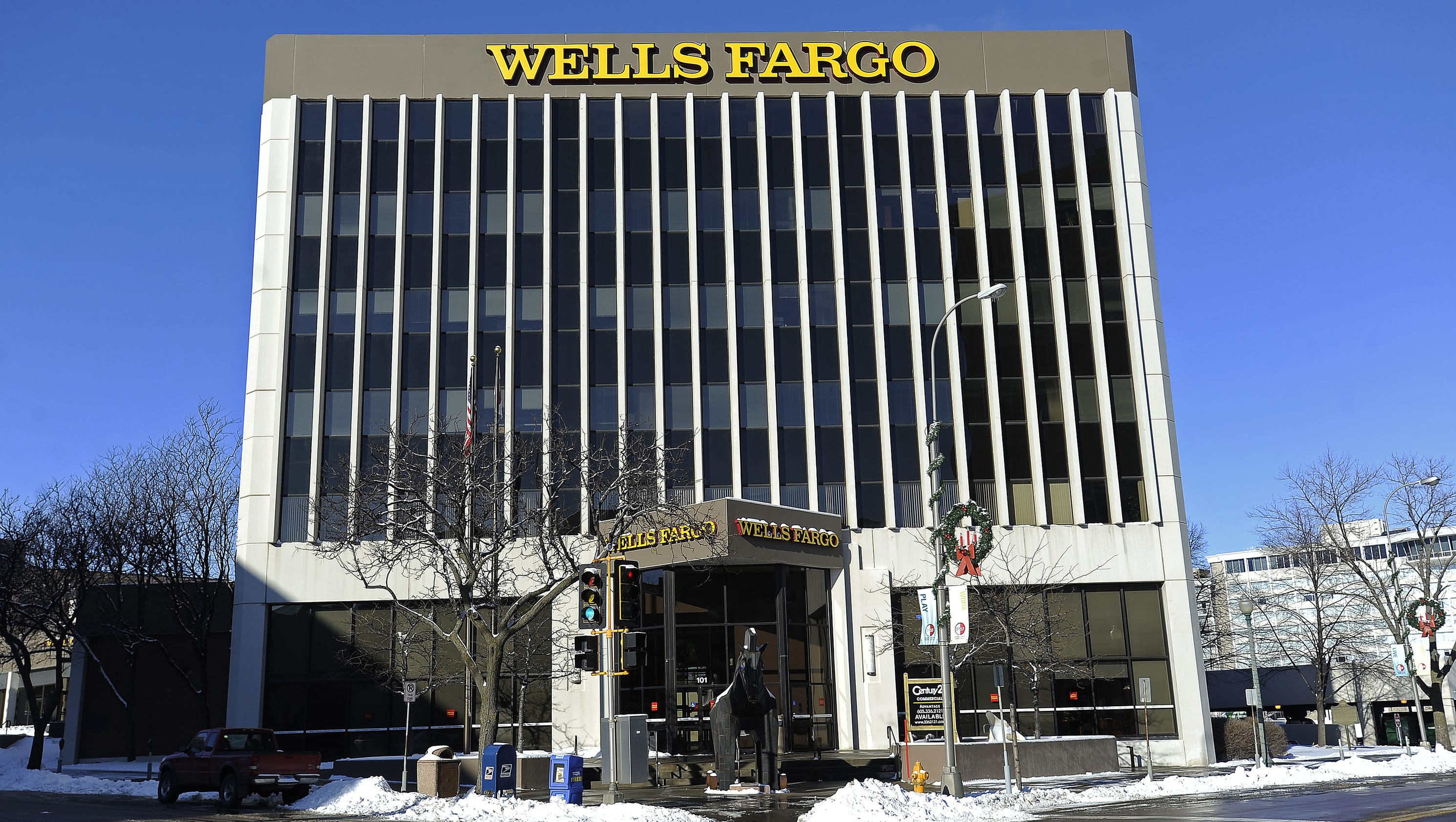 Wells Fargo layoffs hit four in Sioux Falls