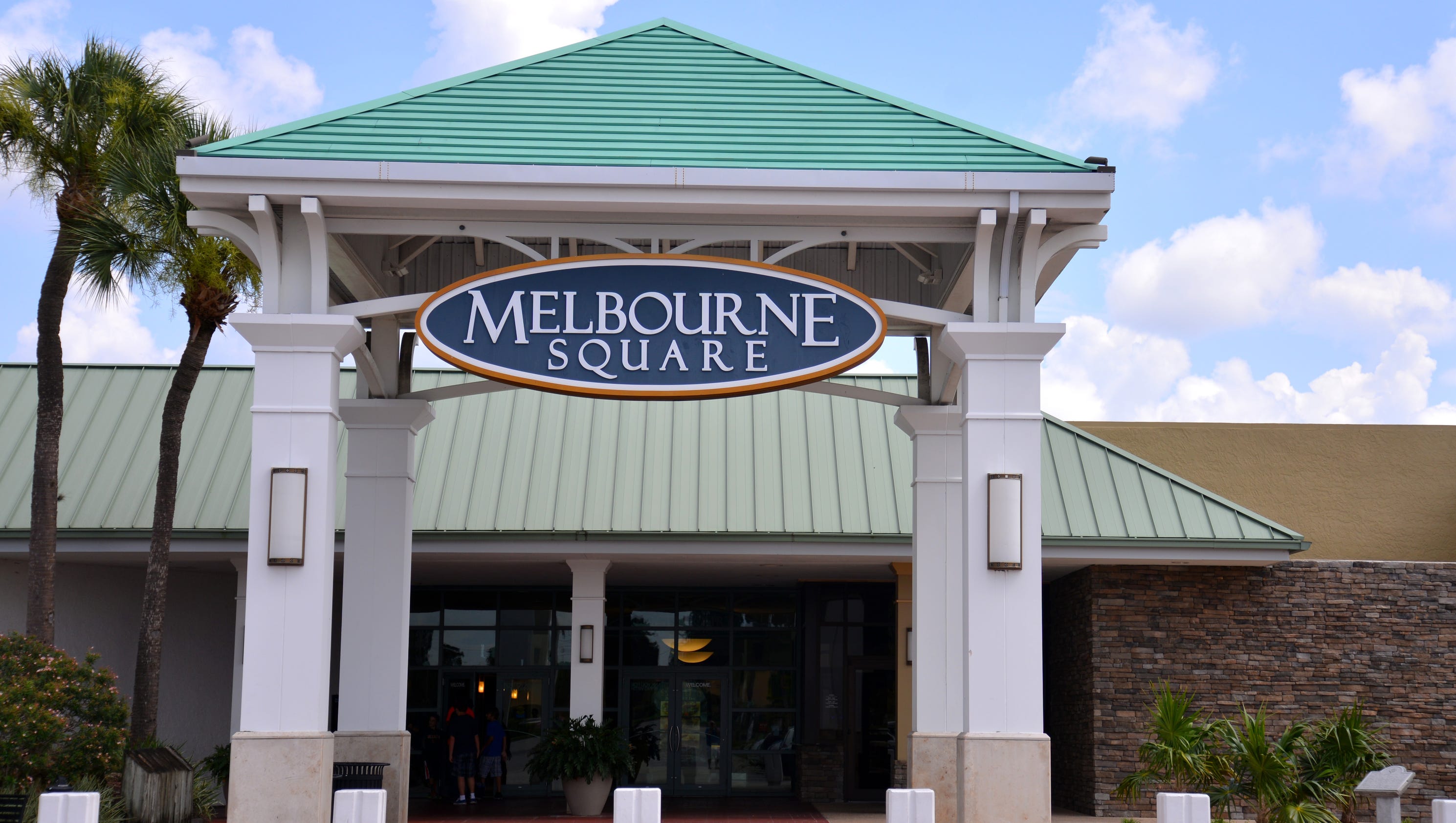 Melbourne Square mall makes moves to stay hip for shoppers