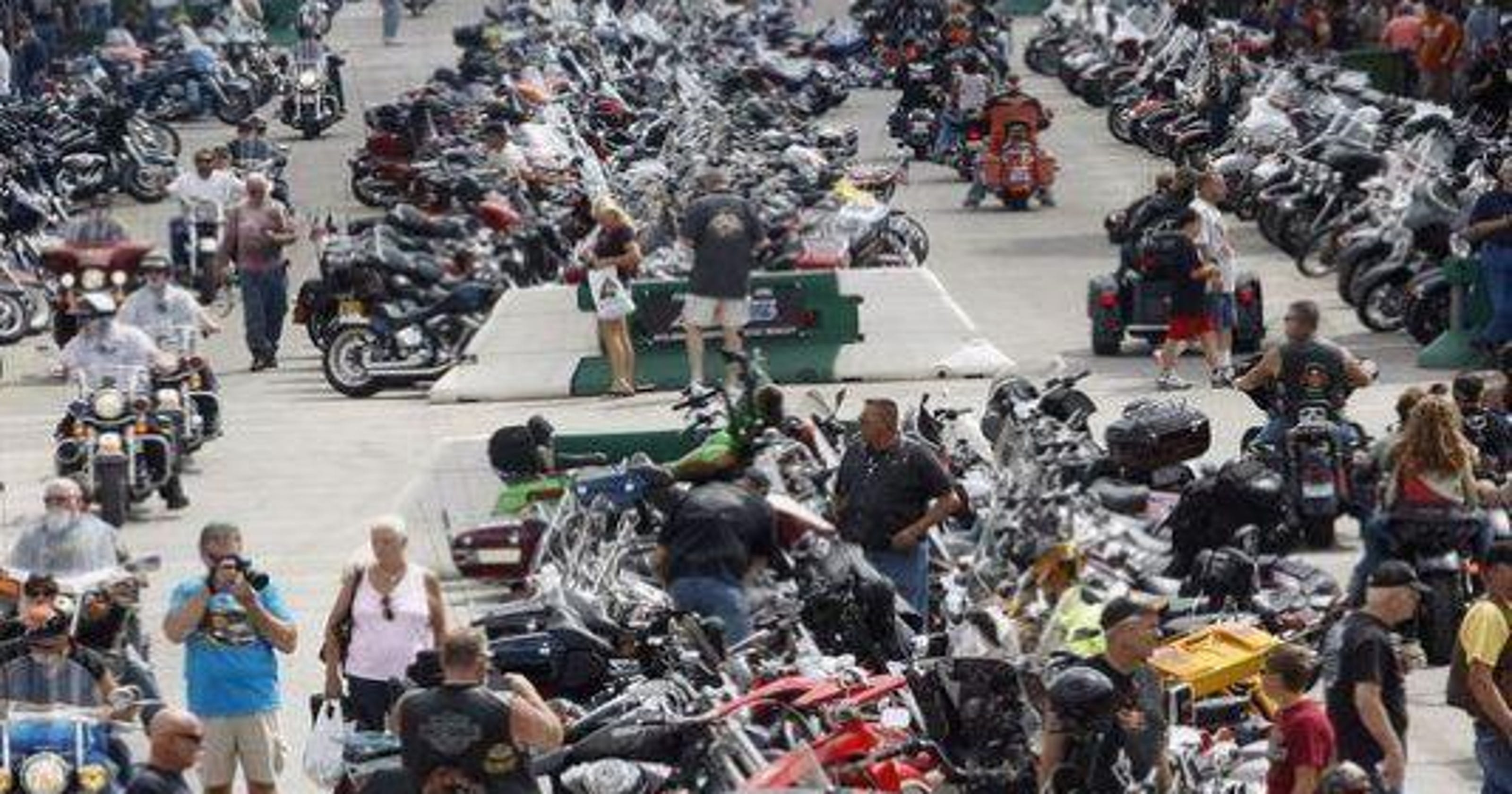 Sturgis rally deaths at nine after multimotorcycle crash