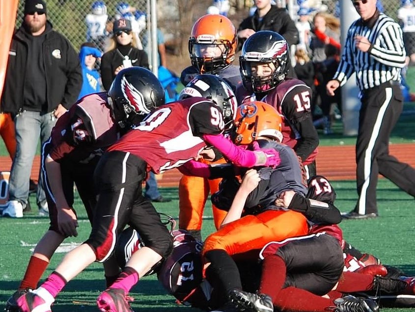 JV Livonia Eagles win WLJFL Super Bowl | USA TODAY High School Sports