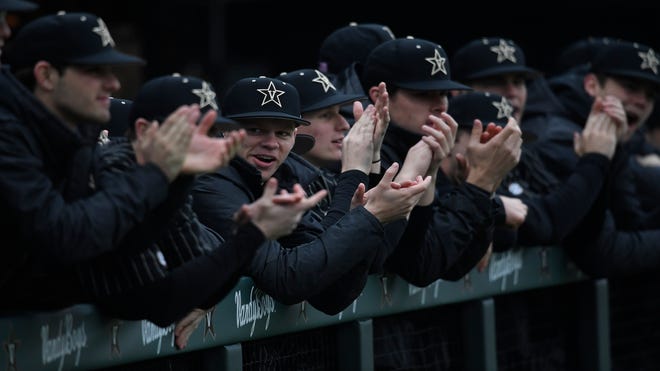Vanderbilt's Ethan Paul leads a trio of Seattle-area players in the College  World Series