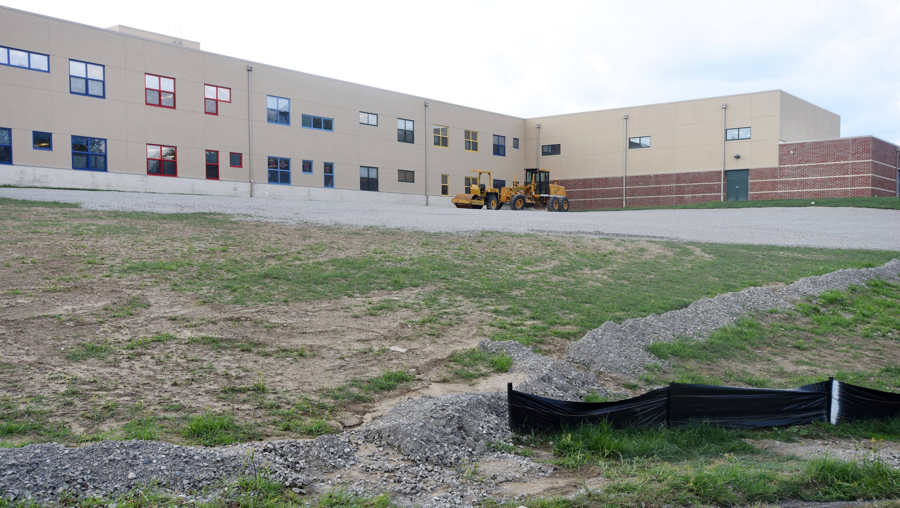 School parking lot expansion could reduce traffic congestion