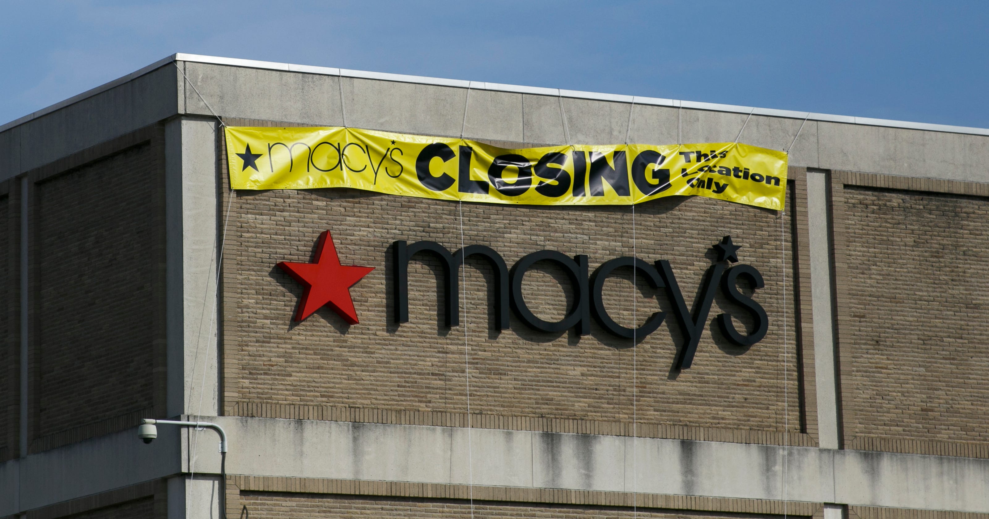 macy's returned mattresses at woodfield store