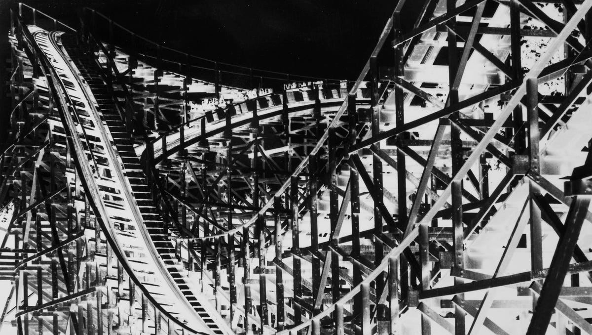 Six Flags Great Adventure The Thrilling History Of The Amusement Park