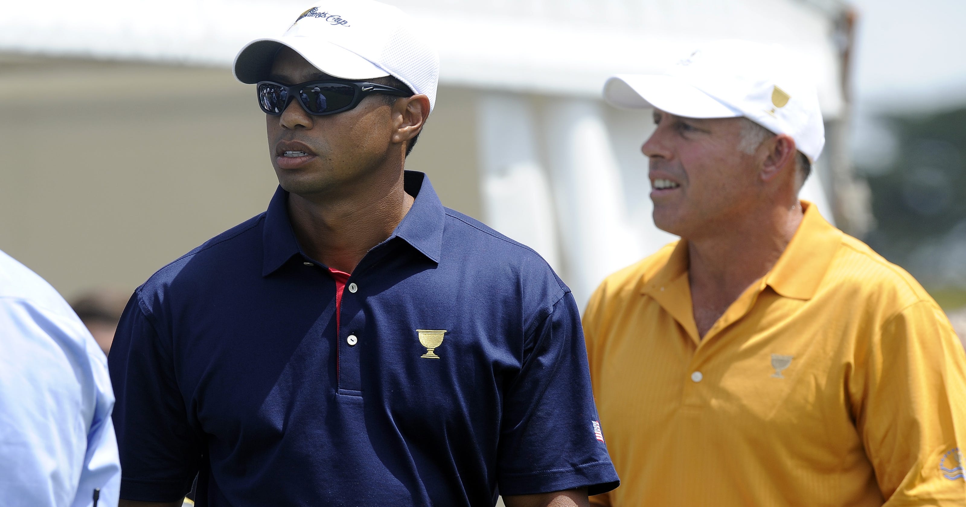 Caddie opens up on Tiger Woods' affairs in tell-all book
