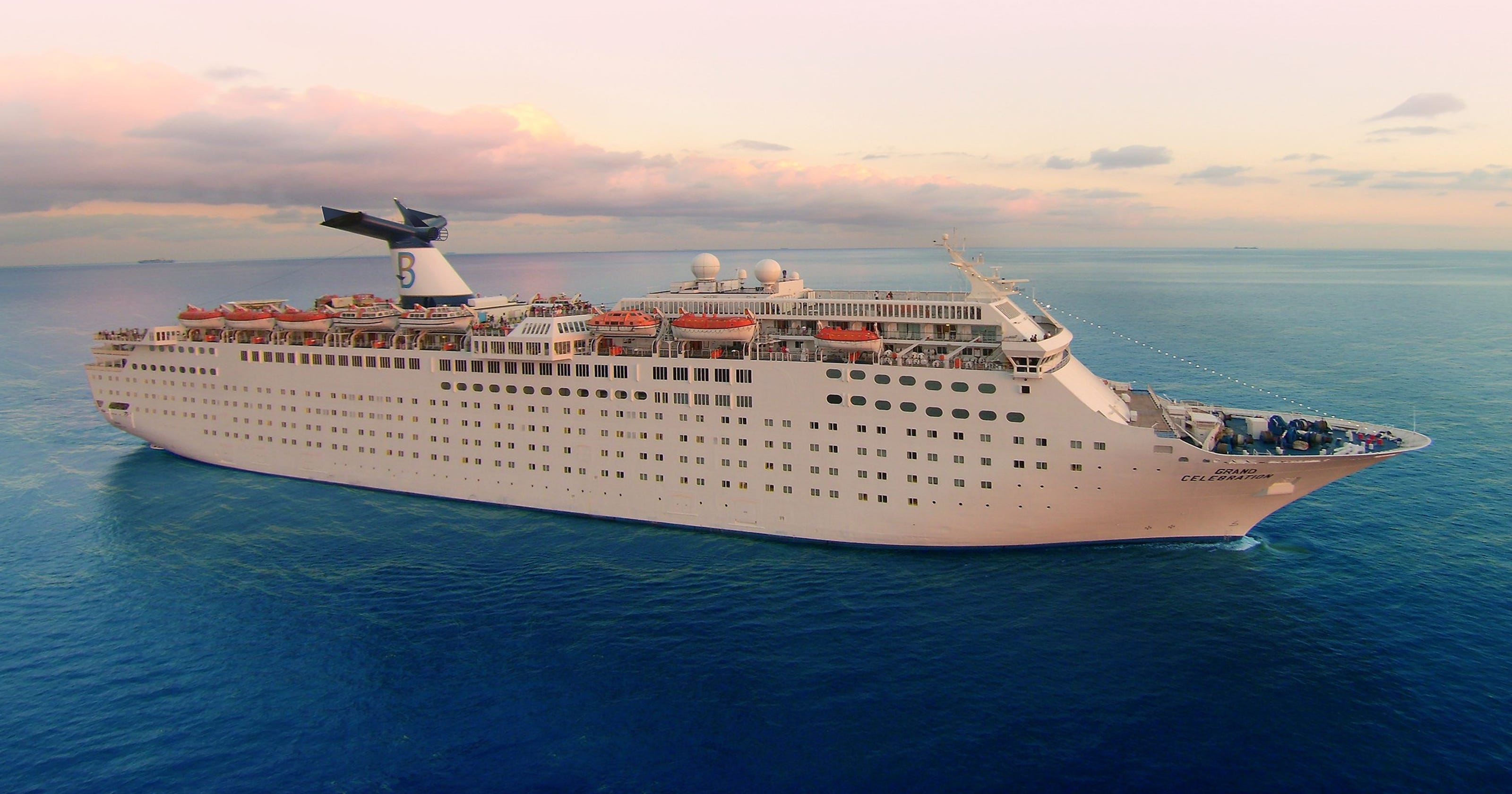 cruise ship to bahamas
