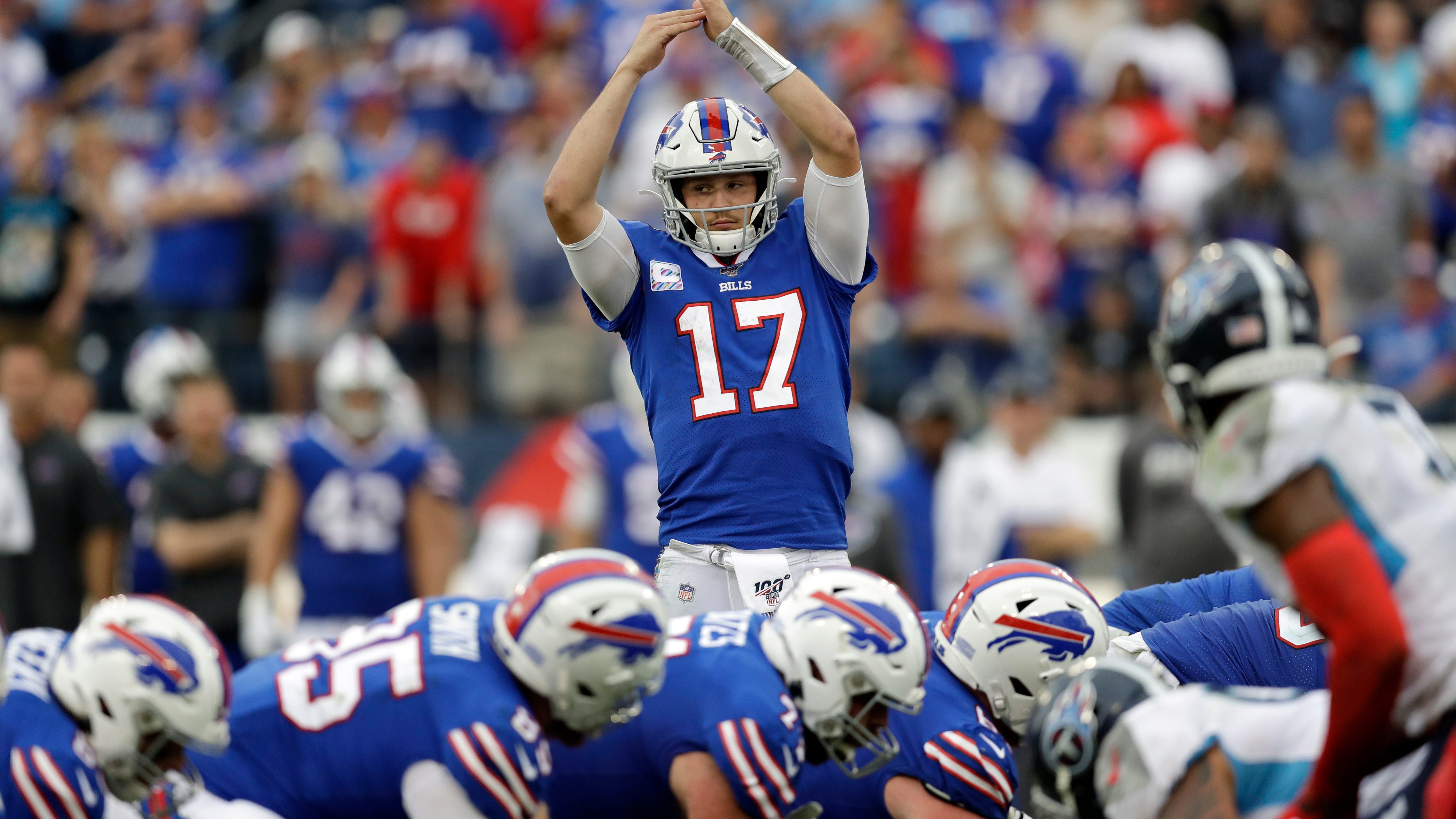 Josh Allen Throws 2 TD Passes As Bills Smother Titans 14-7