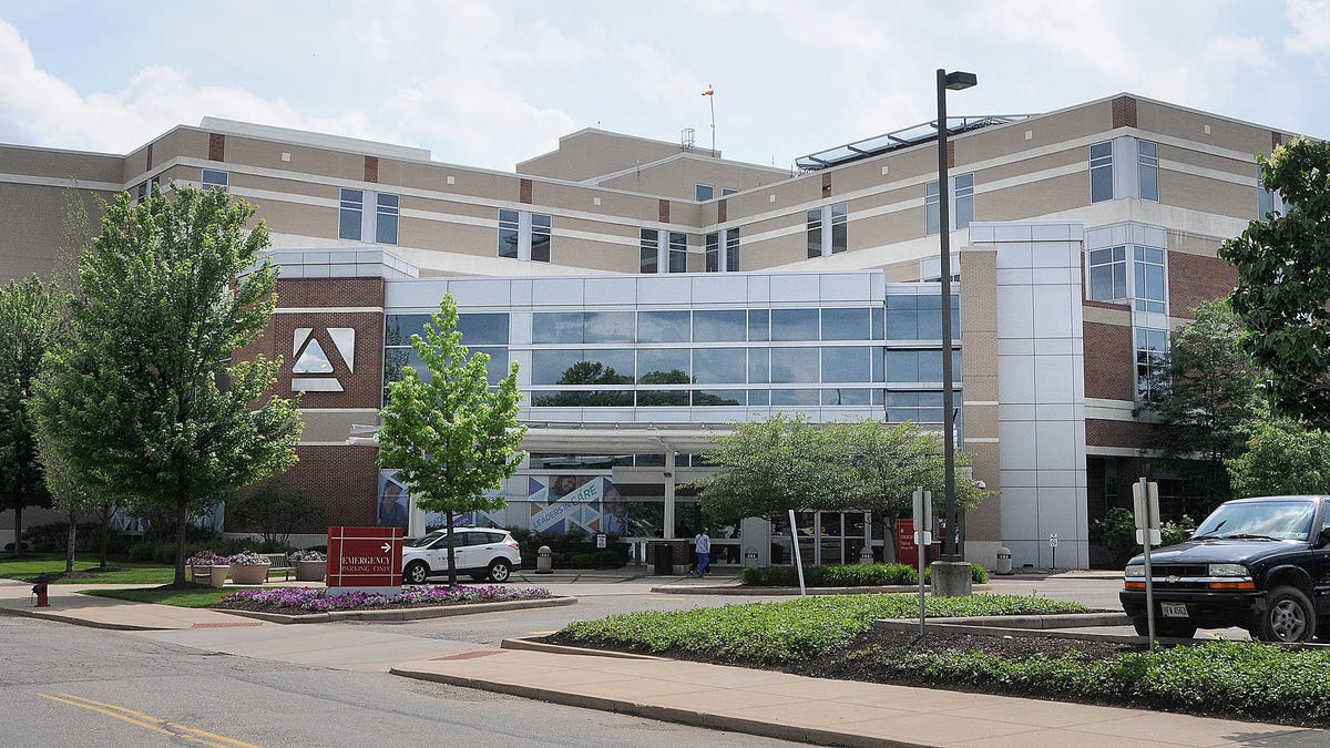 How did Akron-Canton hospitals rank on latest US News & World Report?