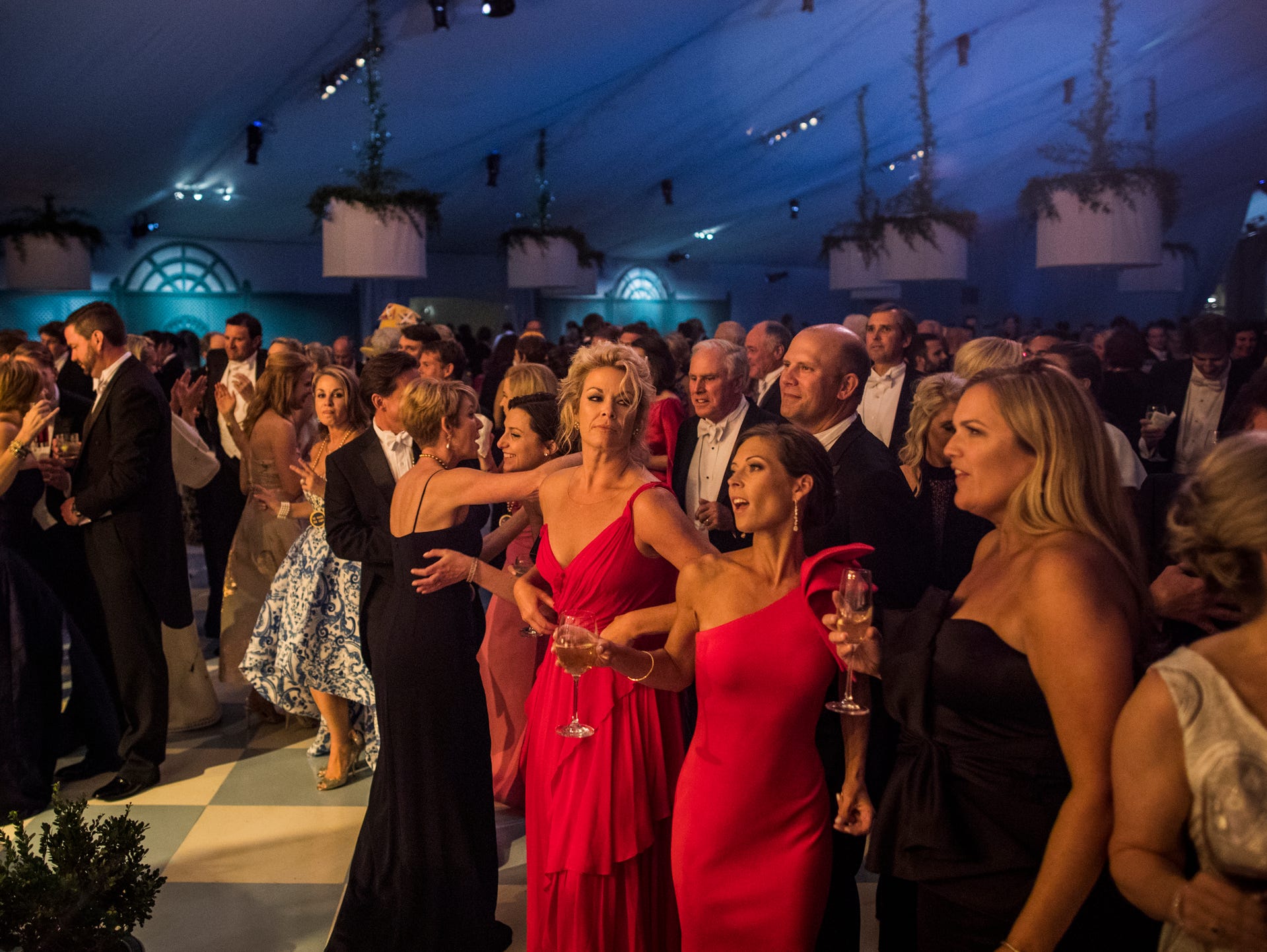 Swan Ball glitters at Nashville's high society event