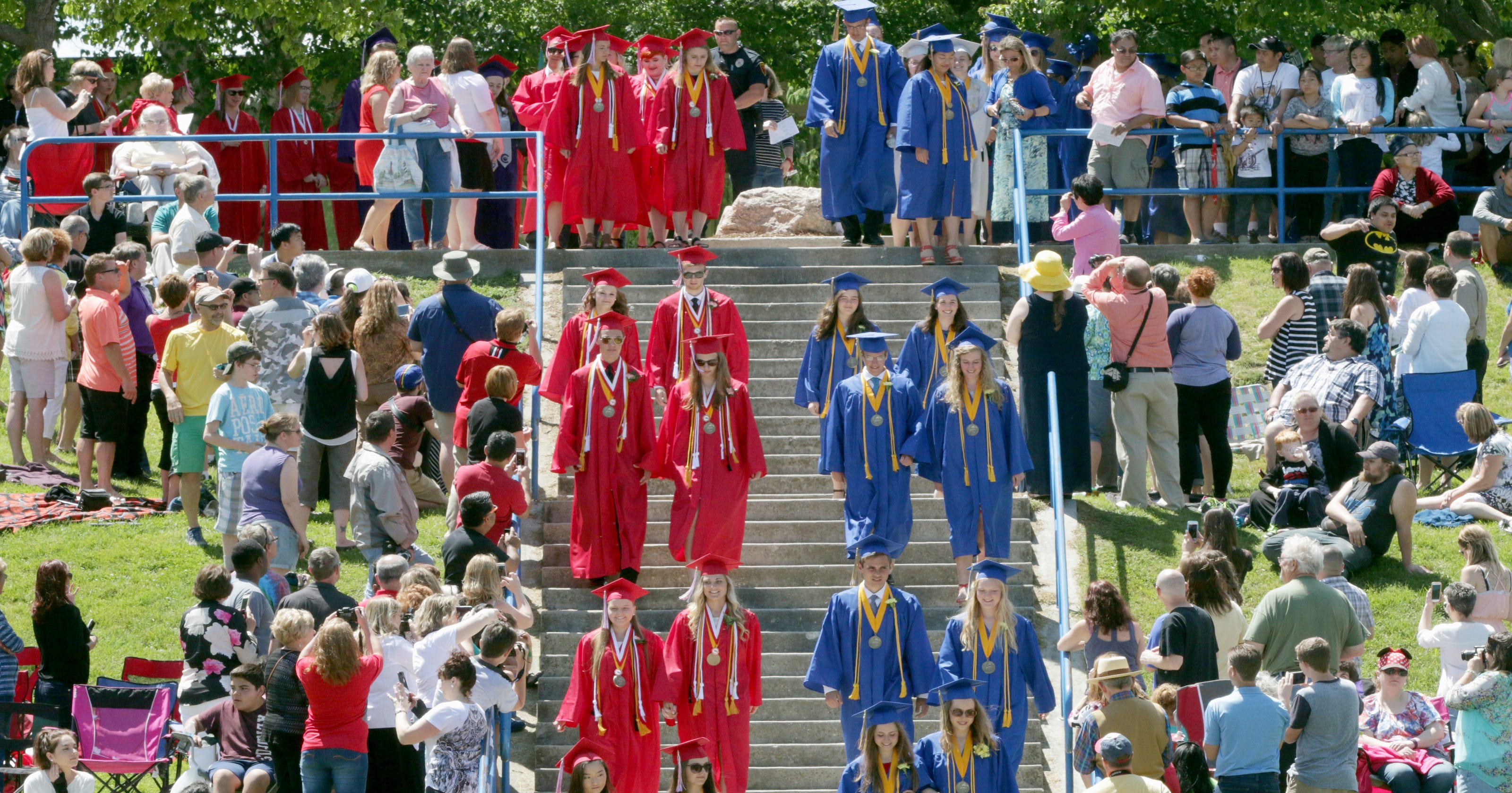 Sheboygan celebrates 722 graduates