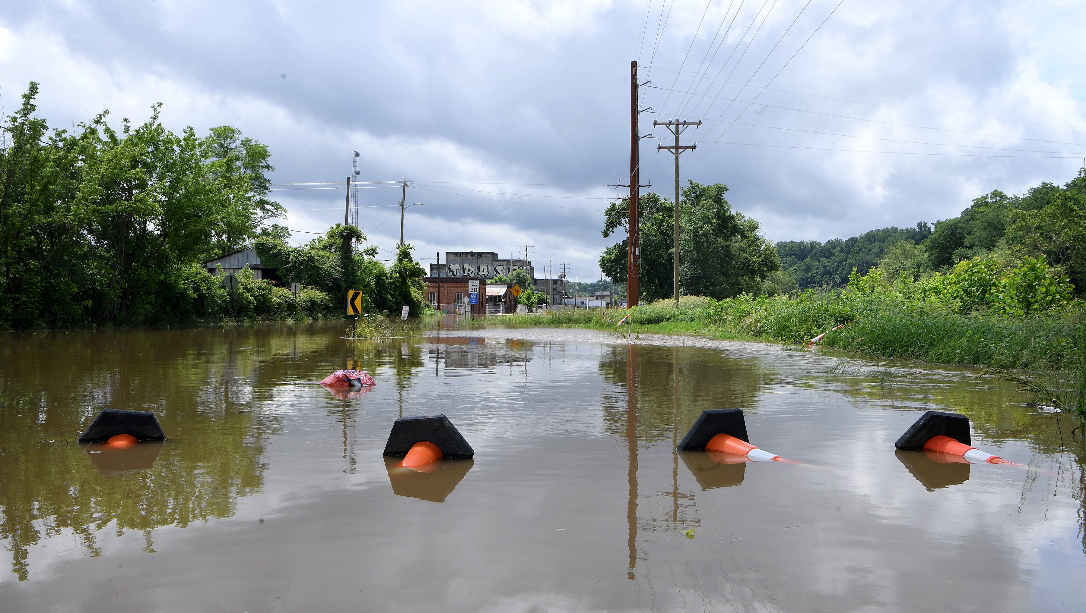 Alberto WNC Flooding North Carolina Faces More Rain As Storm Lingers   636632872881951694 Flooding RiverArtsDistrict 023.JPG