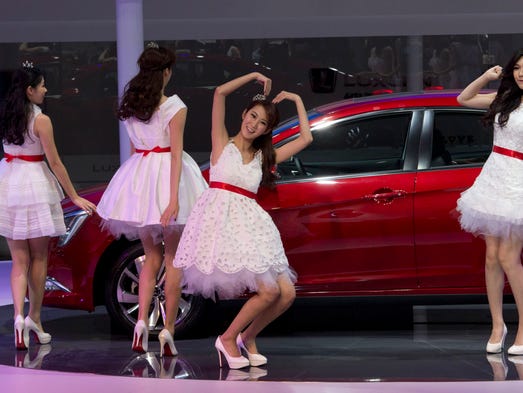 China Bans Sexy Female Models From Shanghai Auto Show 