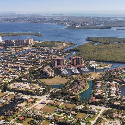 Florida: South Bradenton     • Median home value: 