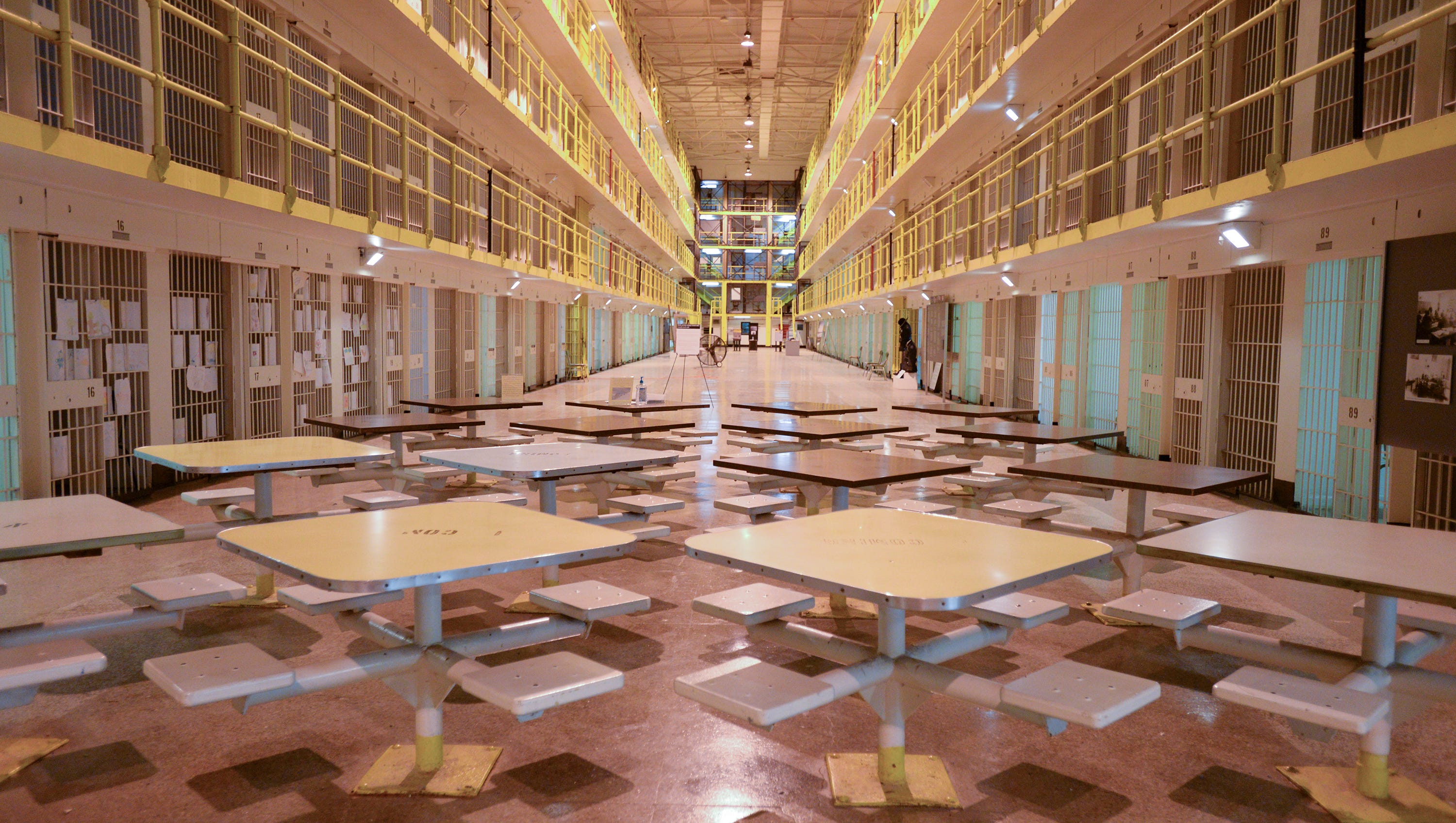 Virtual 360° Tour Of Jackson Prison's Cell Block 7