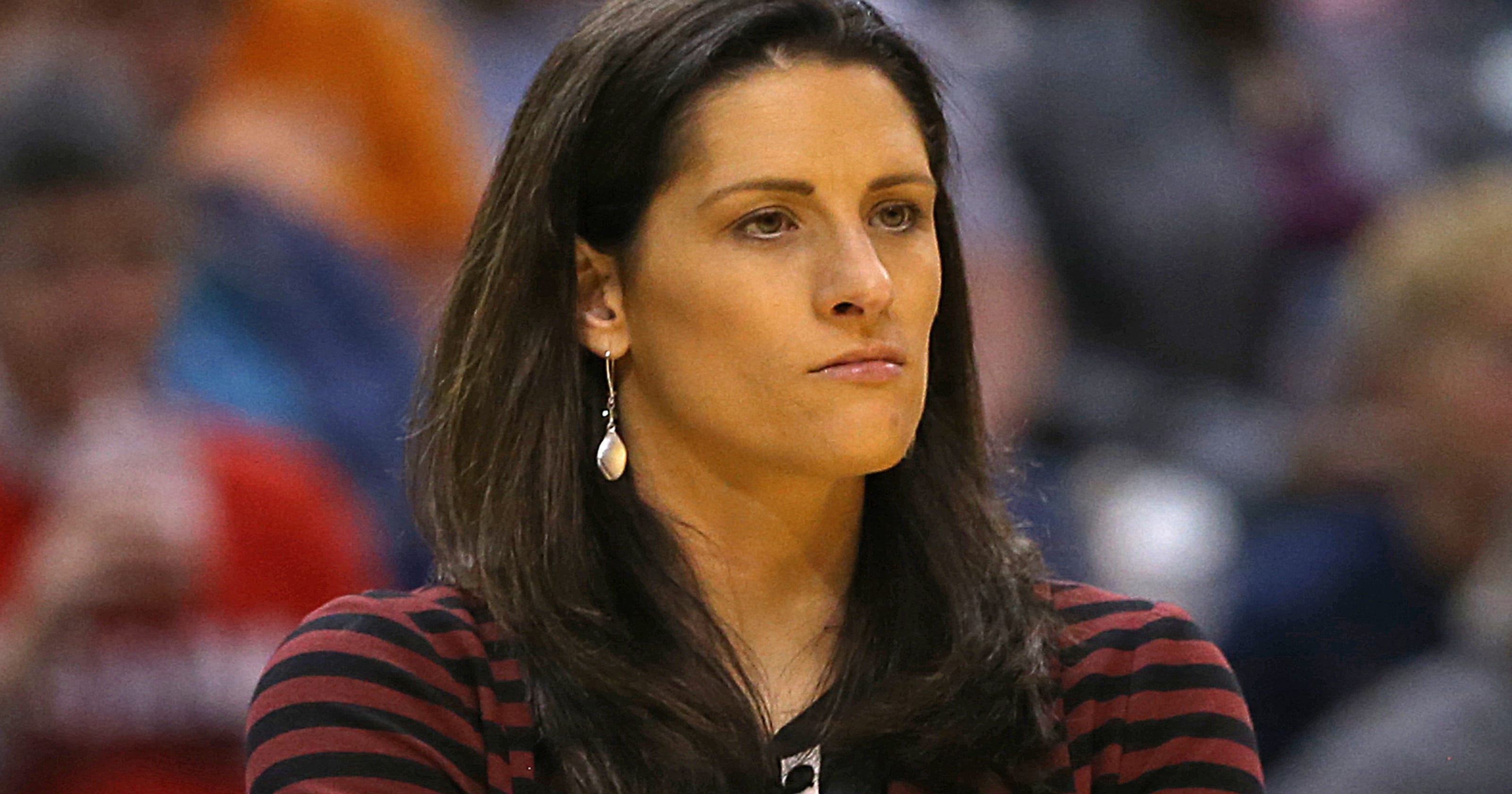 Lure of Vanderbilt job could pry Stephanie White loose from Fever
