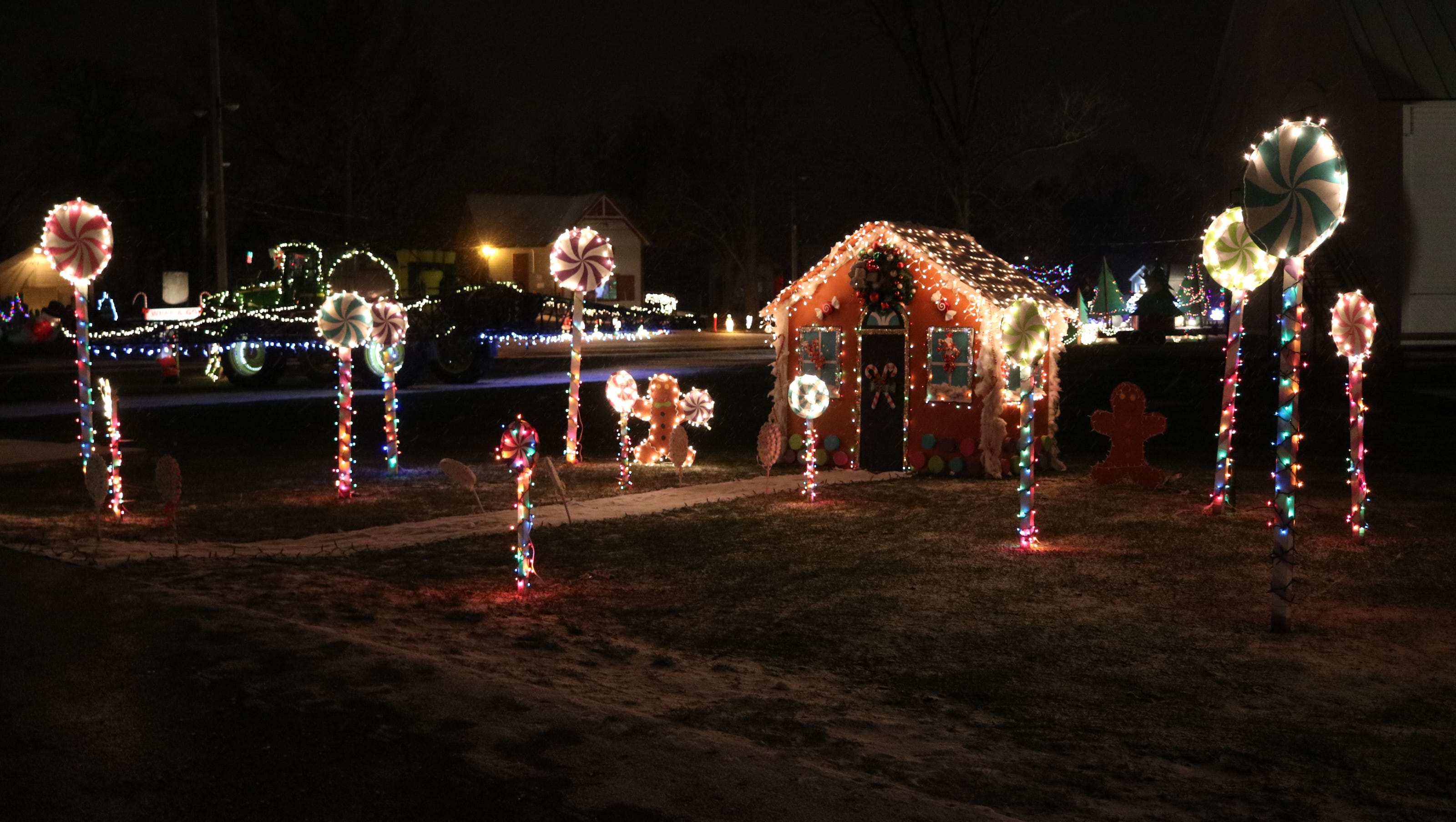 Holiday lights Winter Wonderland returns to Sandusky Fairgrounds