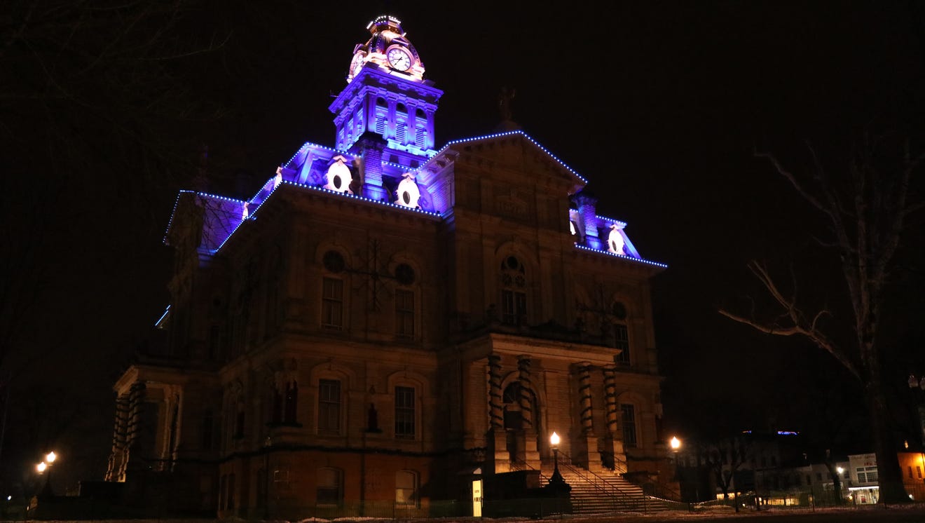 Commissioners add Sept. 11 to list for courthouse lighting recognition