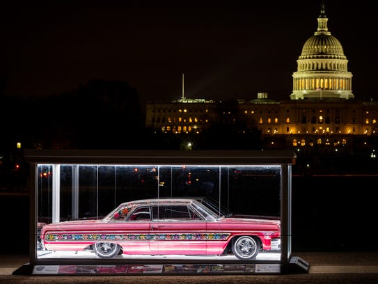 '68 Mustang Bullitt expected to debut on the National Mall in spring 2018, protected by a glass case, like this.