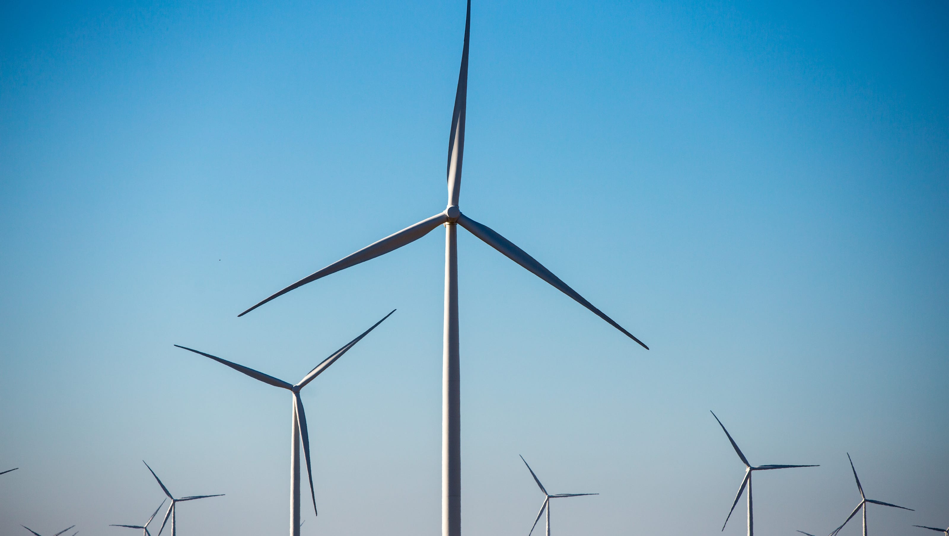 Wind blown: MidAmerican zeroes in on 100% renewable energy