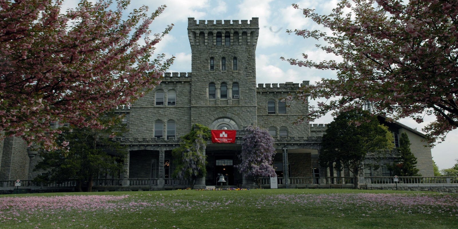 Manhattanville College gets OK to open in fall