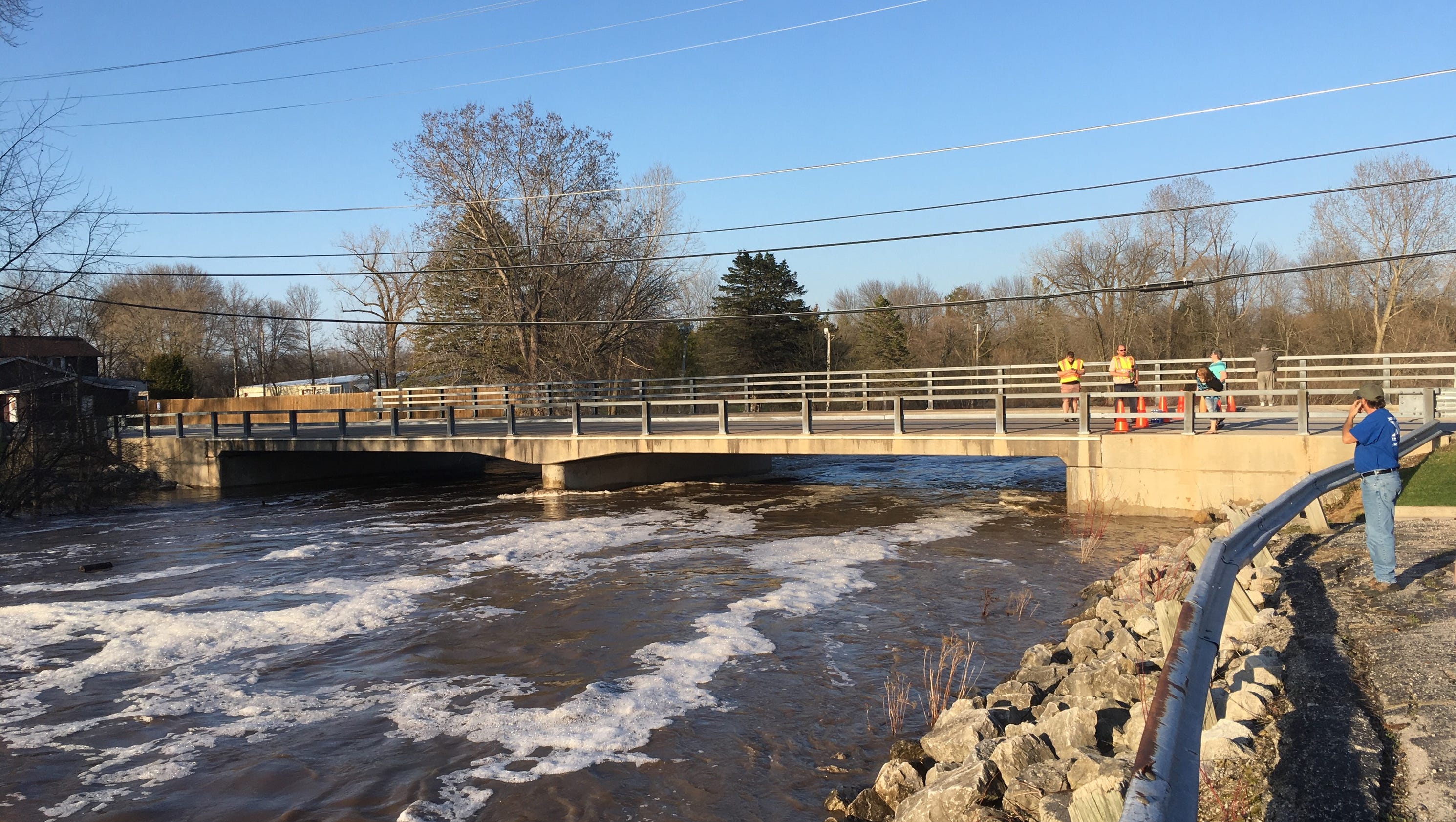 Heavy rains lead to six Mishicot homes and businesses getting flooded