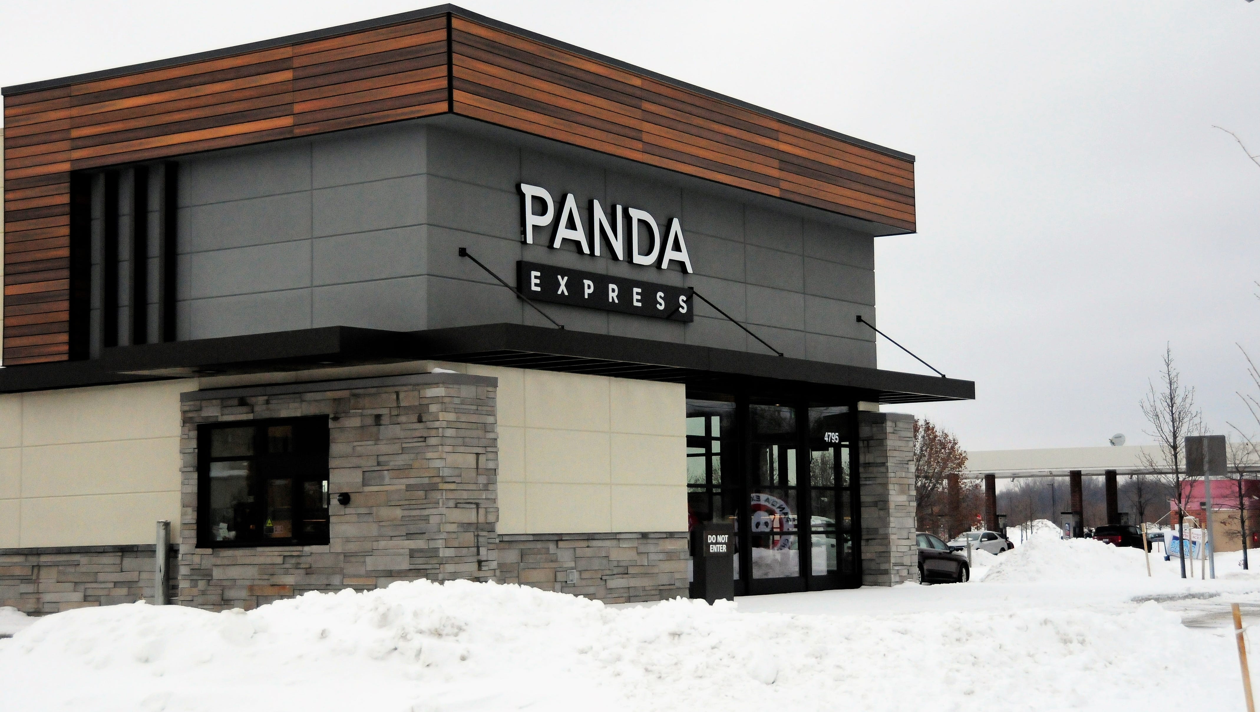 Fort Gratiot greets Panda Express with enthusiasm