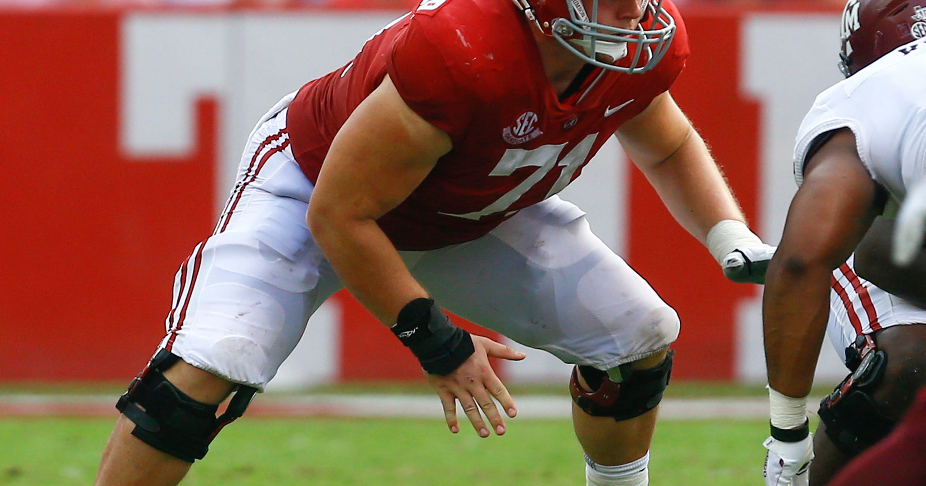 No. 1 Alabama seeks to beat Tennessee for 12th straight year