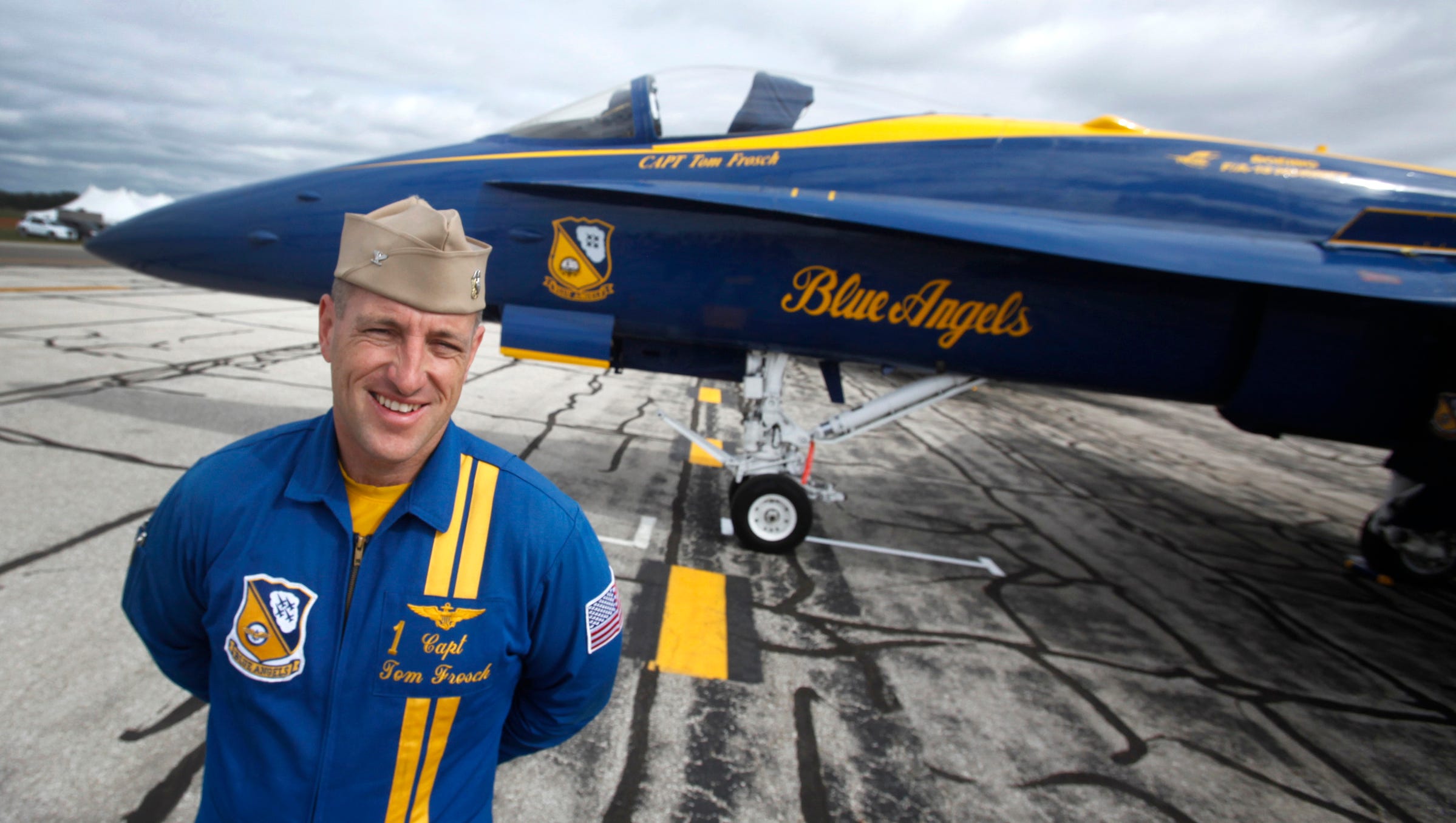 Macomb man fulfills dream of flying as Blue Angels pilot