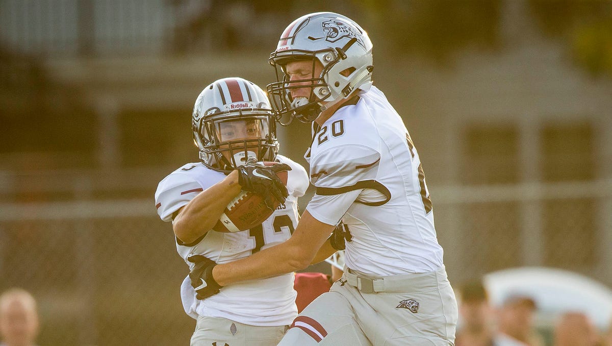 Photos Ankeny vs Ankeny Centennial football