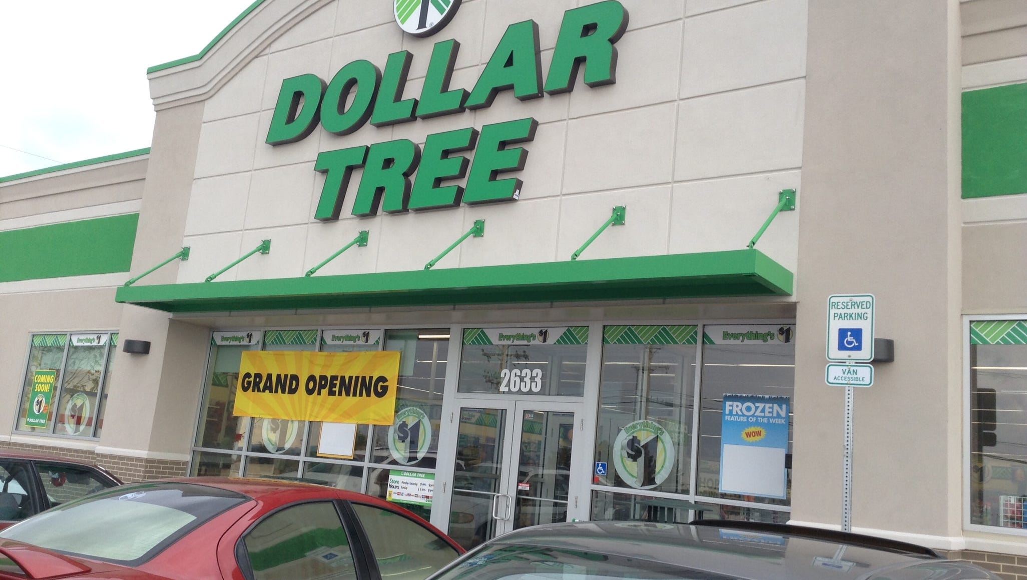 Dollar Tree holds grand opening