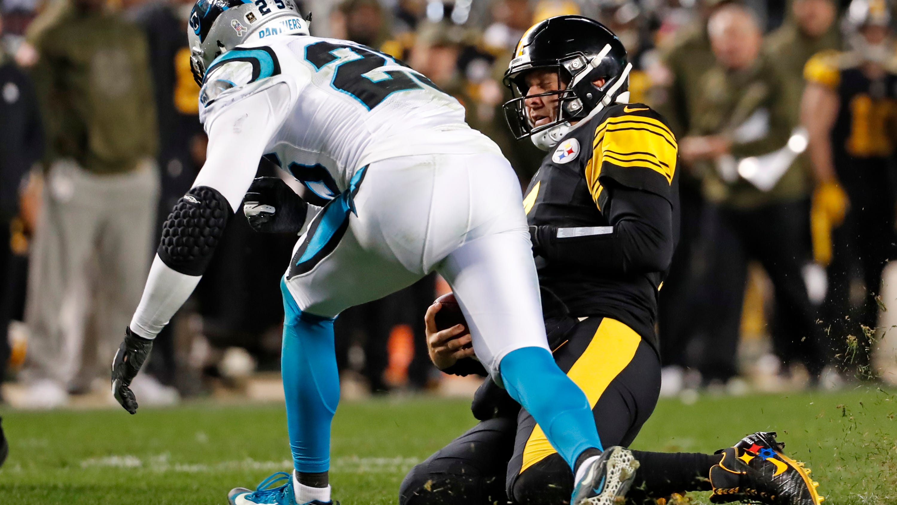 Panthers Can't Recover From Early Deficit In Blowout Loss