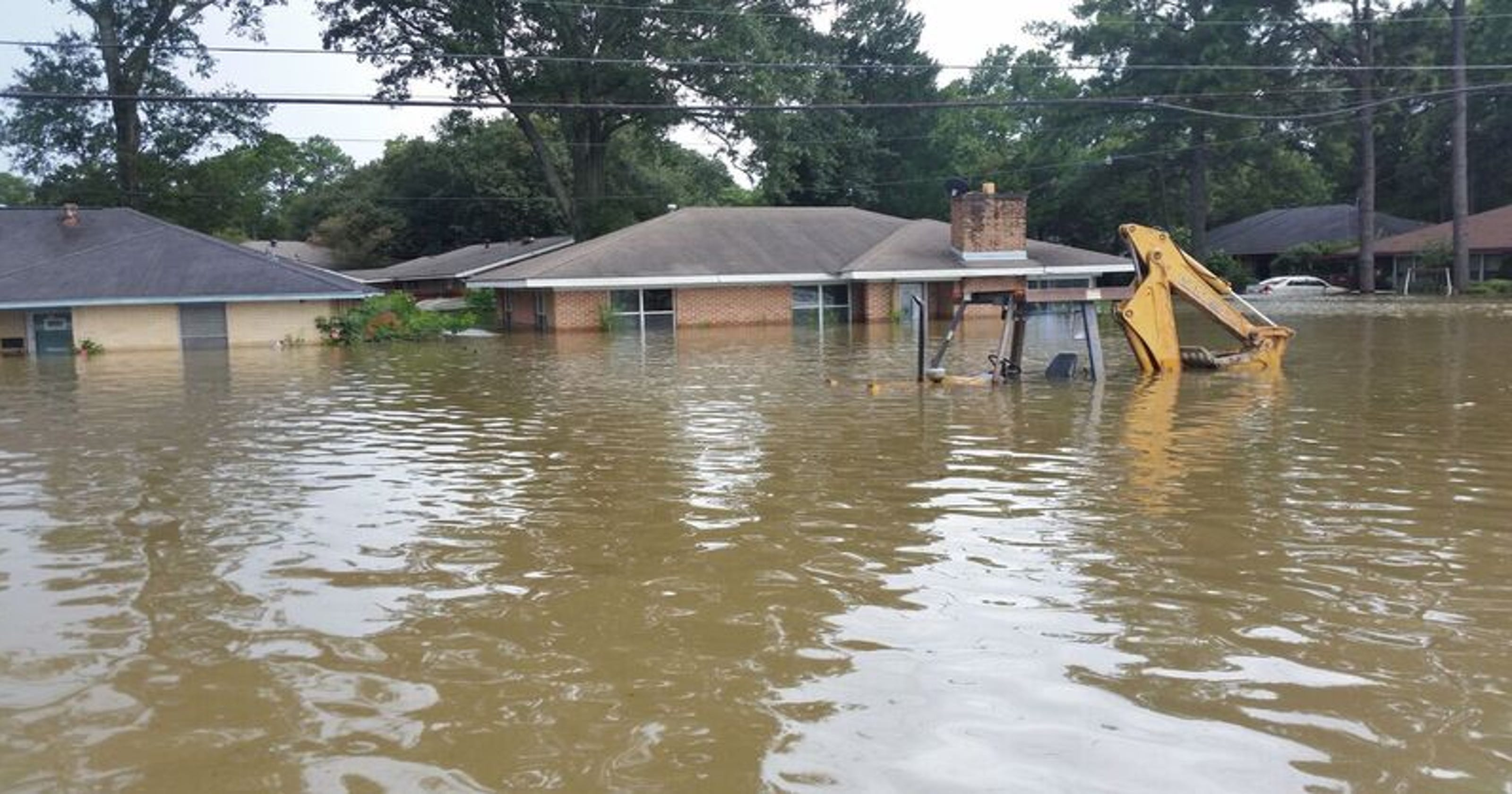 Thousands displaced, seeking disaster relief in recent flooding