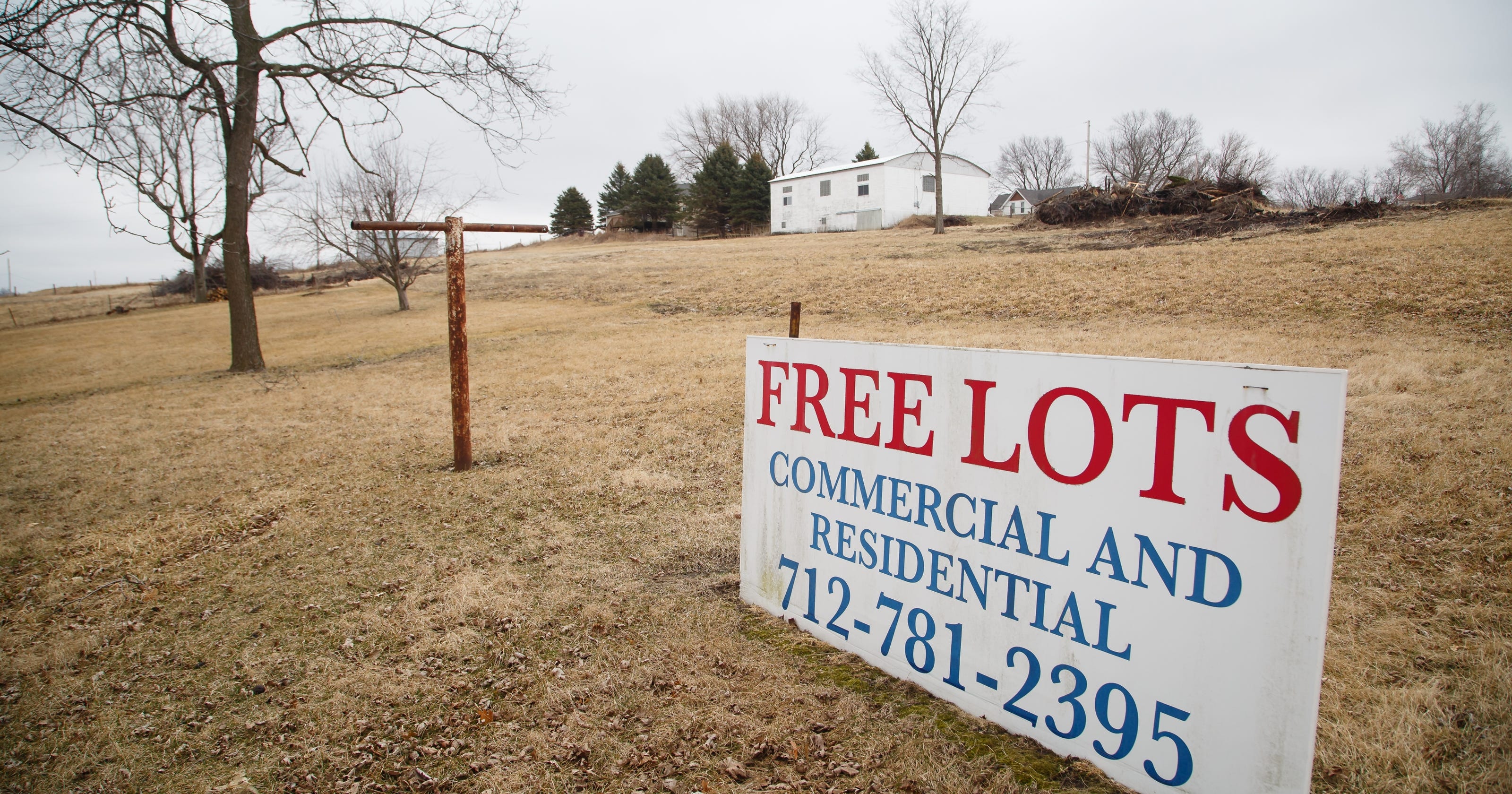 Iowa town offers free land to anyone willing to build a home