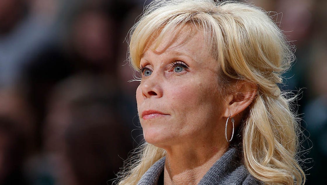 Michigan State coach Suzy Merchant taking leave of absence