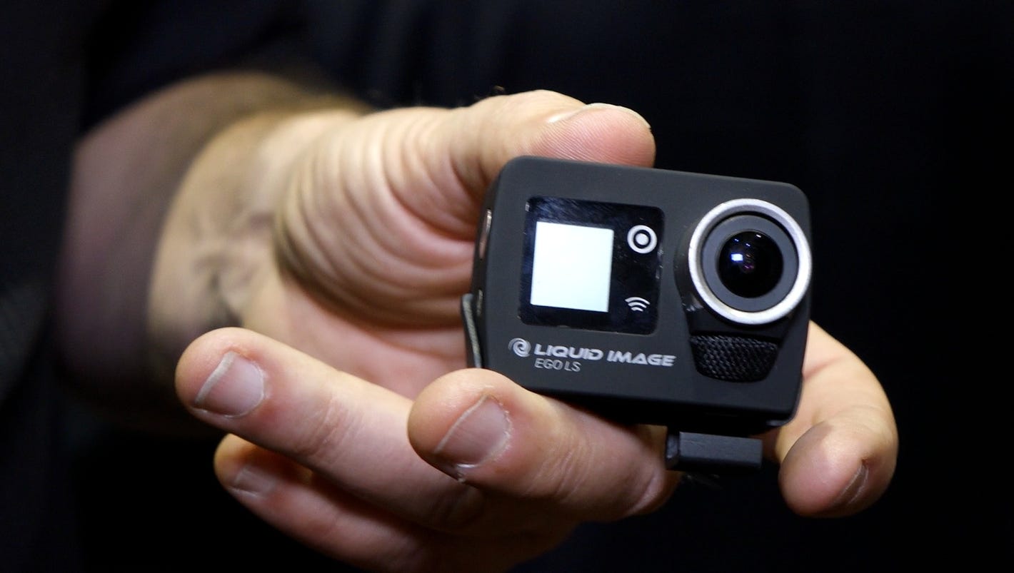 CES 2014: A wearable camera that broadcasts too