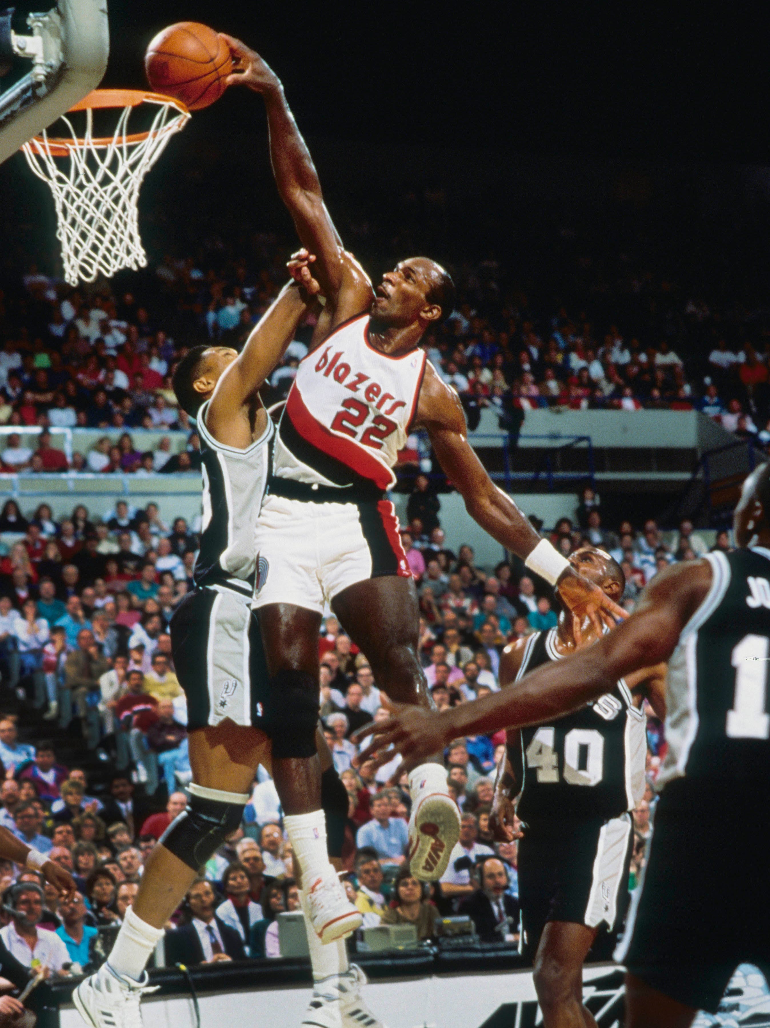 In 1996, after wearing Avia for six seasons, Clyde Drexler made