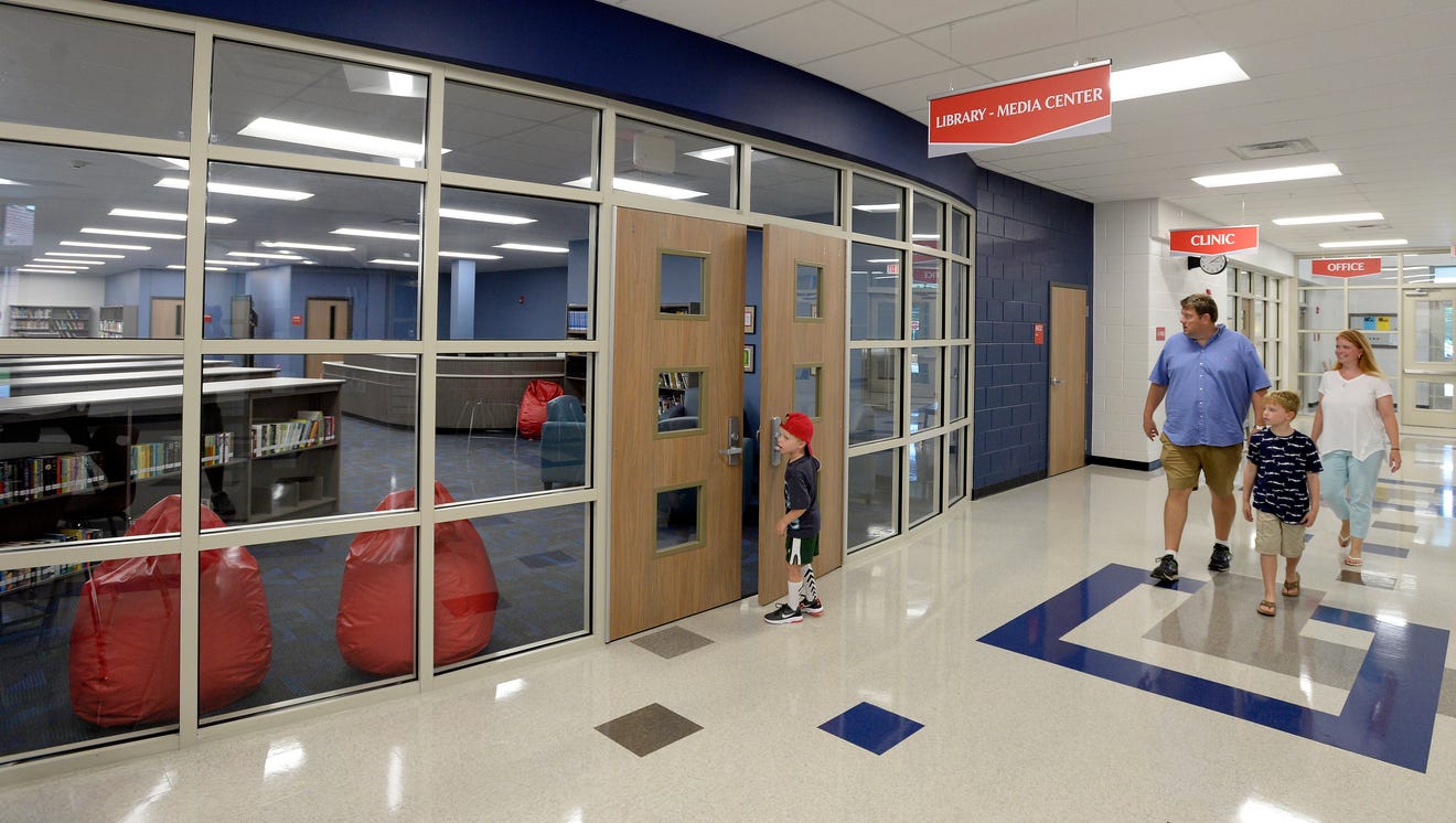 Williamson County Schools Brentwood and Thompson Station schools debut