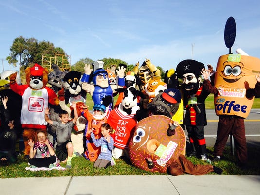 Nerdgirl: Mascots show lots of spirit at Mascot Marathon