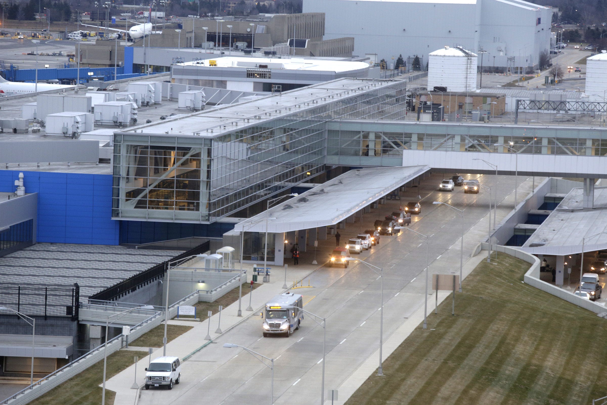 Backpage Detroit Airport