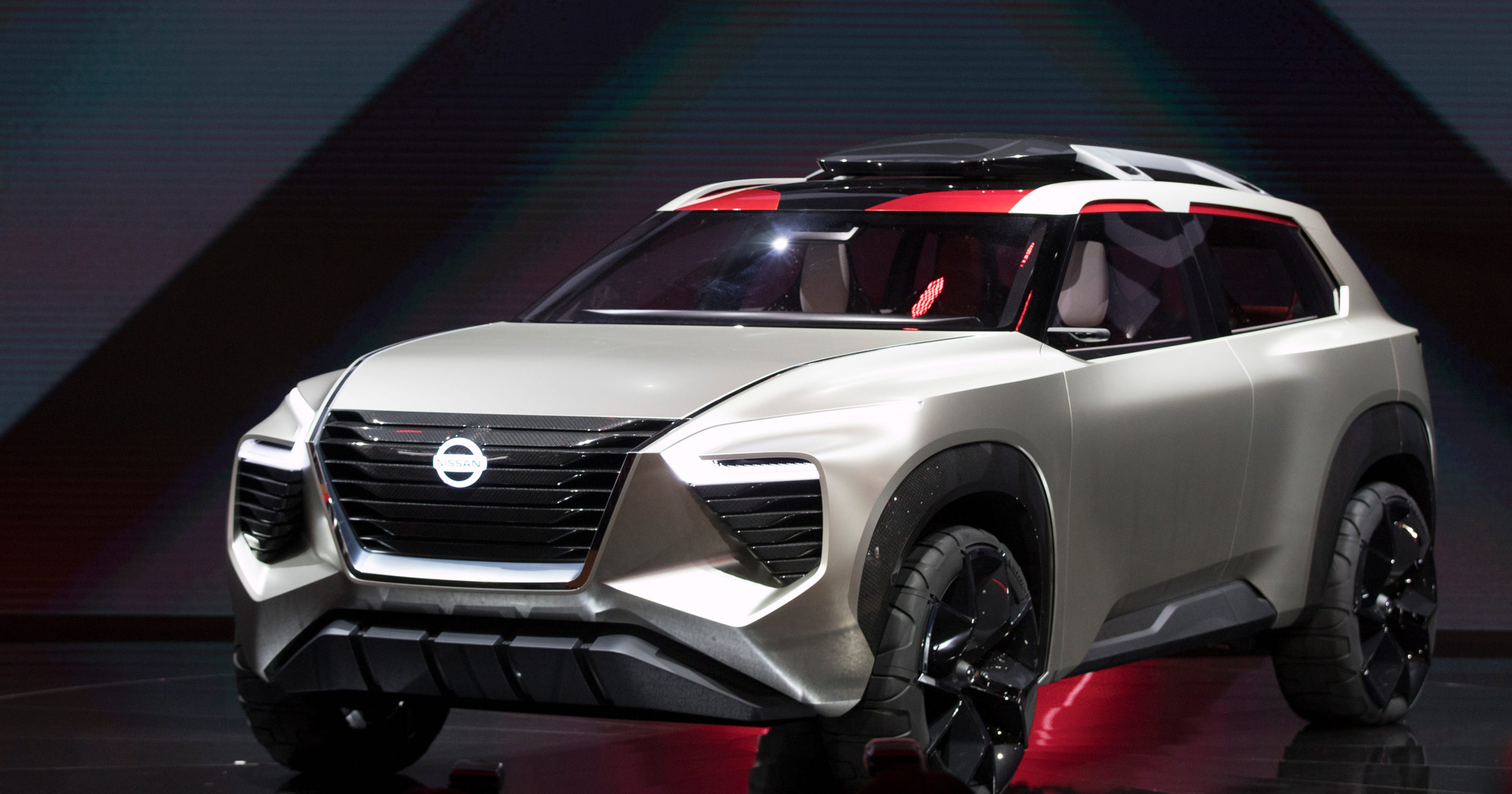 Nissan Xmotion SUV concept unveiled at Detroit Auto Show
