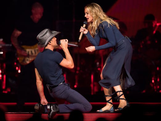 Faith Hill and Tim McGraw perform at Bridgestone Arena